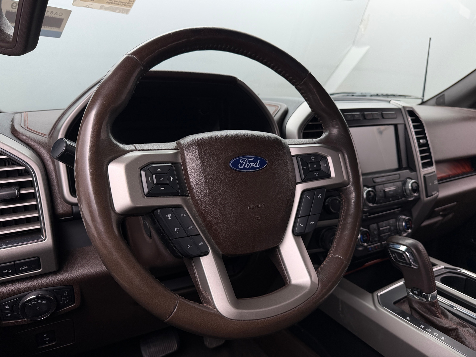 Thumbnail: 2017 Ford Econoline - 4