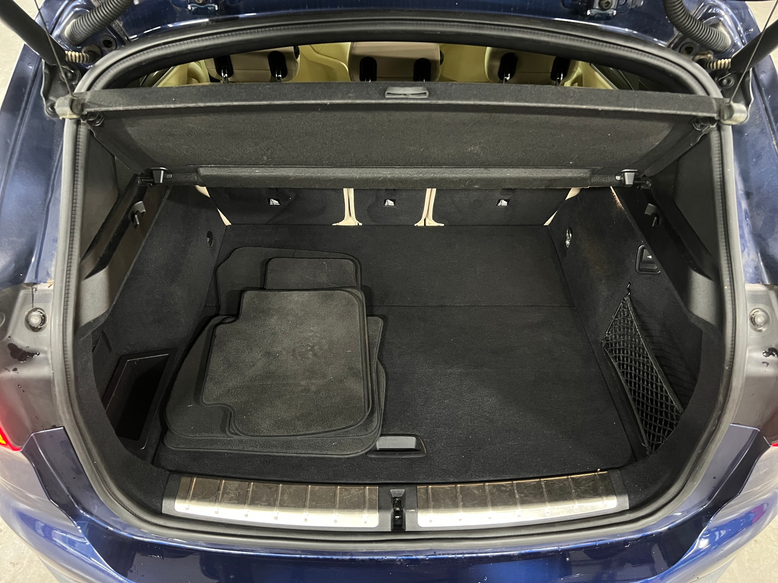 Thumbnail: 2016 BMW X1 - 6