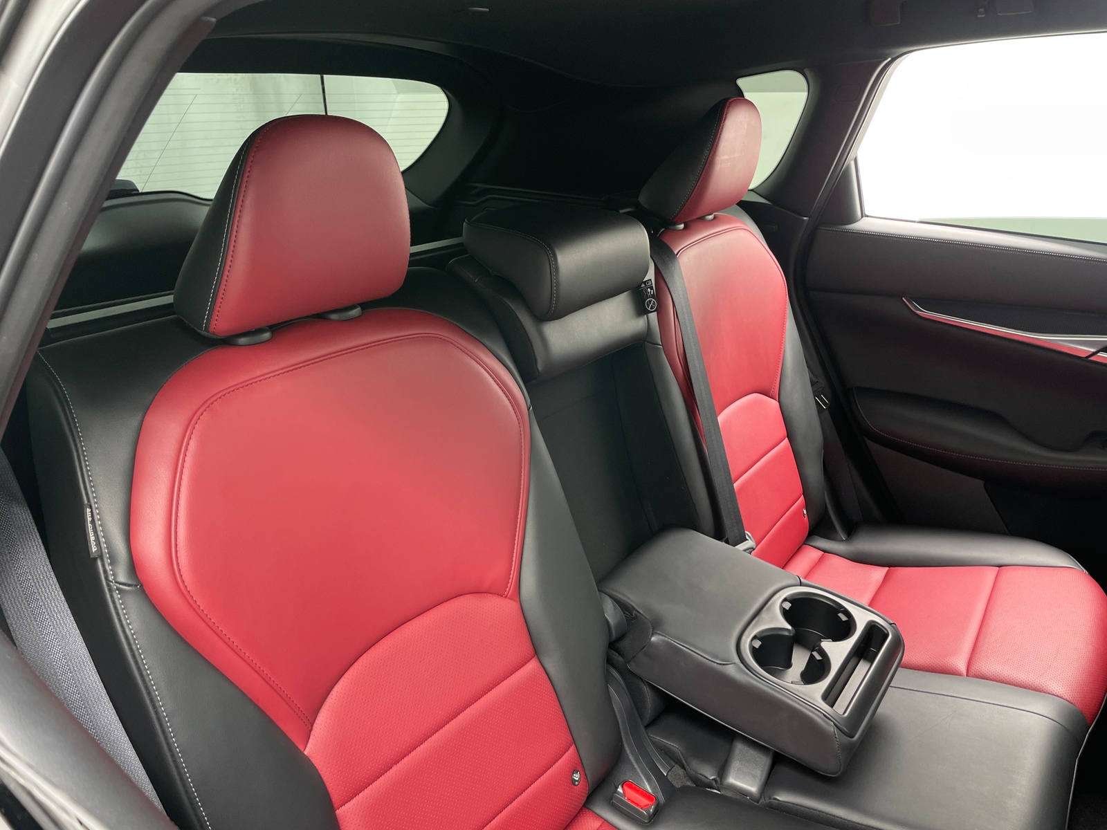 Thumbnail: 2024 INFINITI QX50 - 5