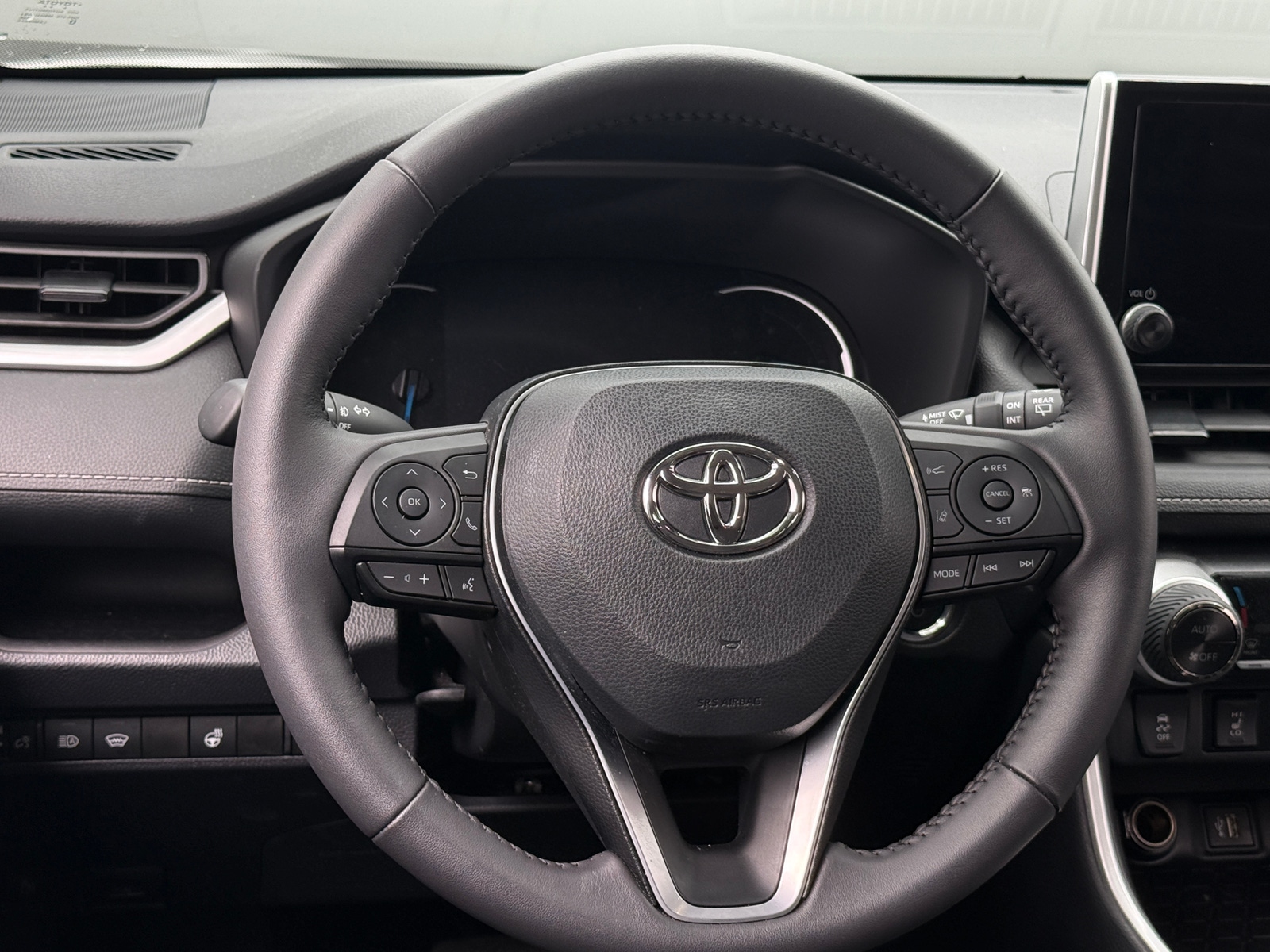 Thumbnail: 2024 Toyota RAV4 - 5