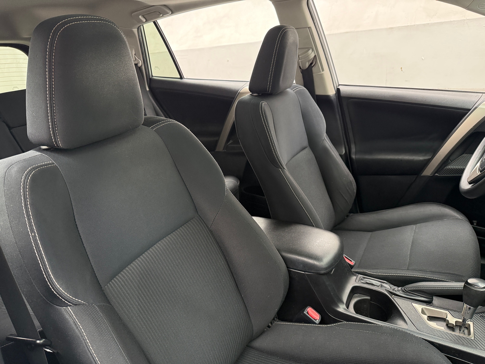 Thumbnail: 2013 Toyota RAV4 - 2