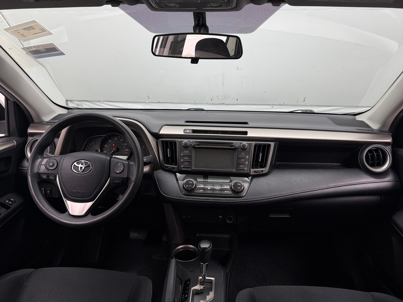Thumbnail: 2013 Toyota RAV4 - 3