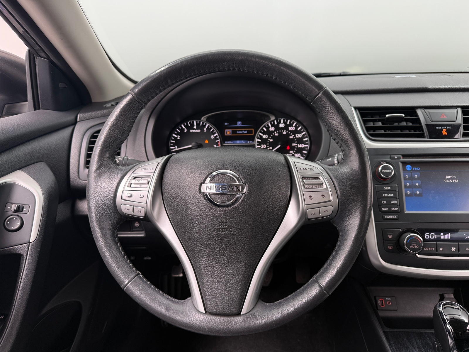 Thumbnail: 2017 Nissan Altima - 4