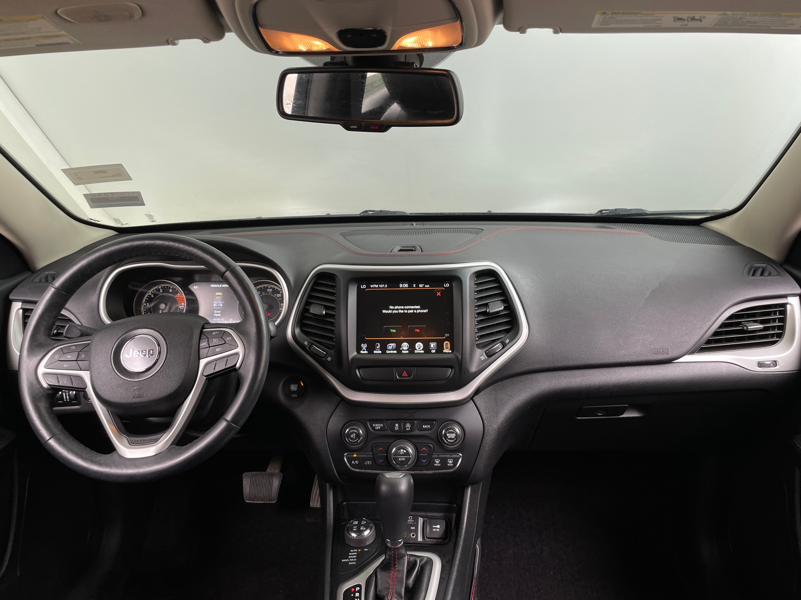 Thumbnail: 2017 Jeep Cherokee - 3