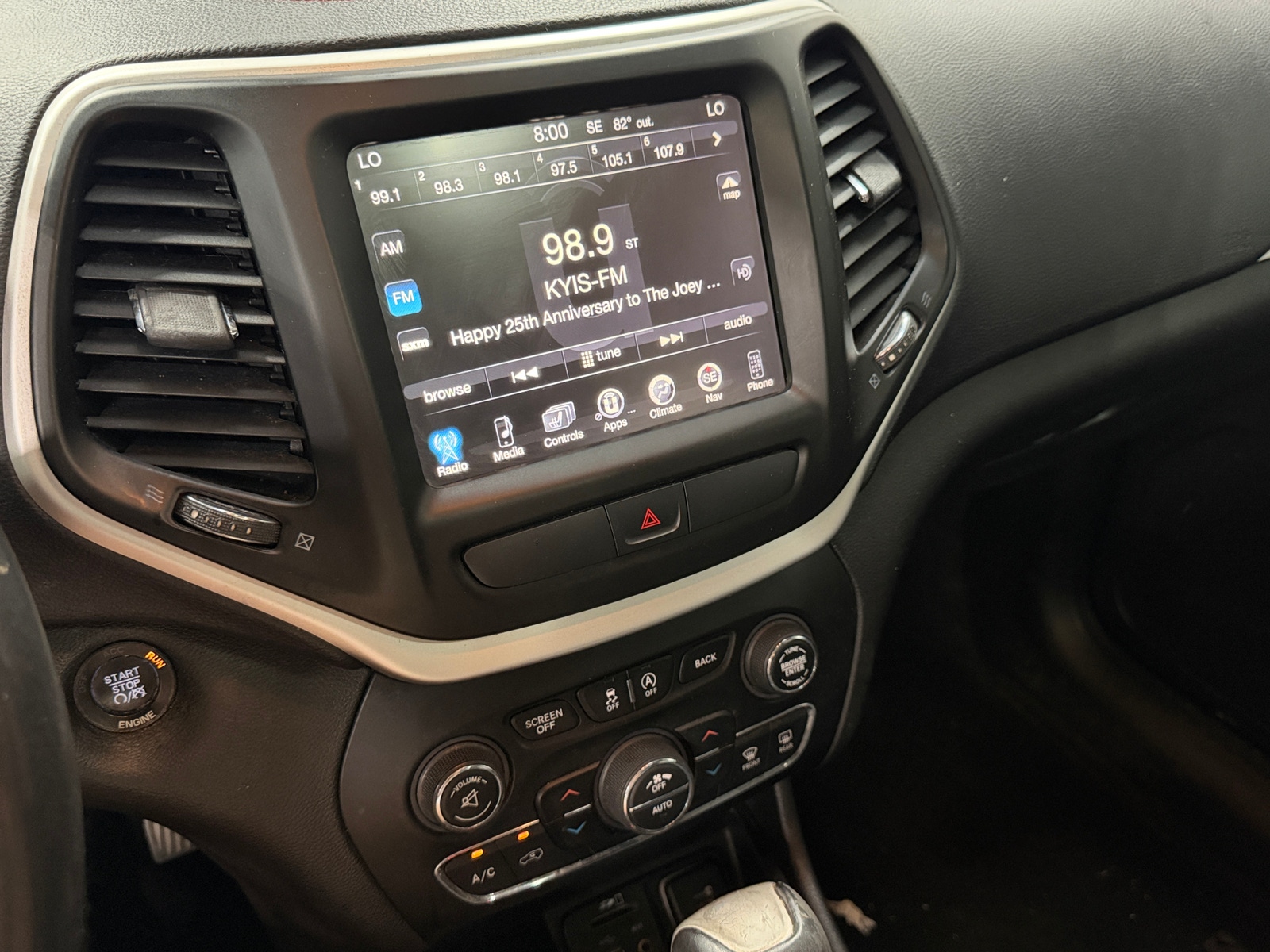Thumbnail: 2015 Jeep Cherokee - 3
