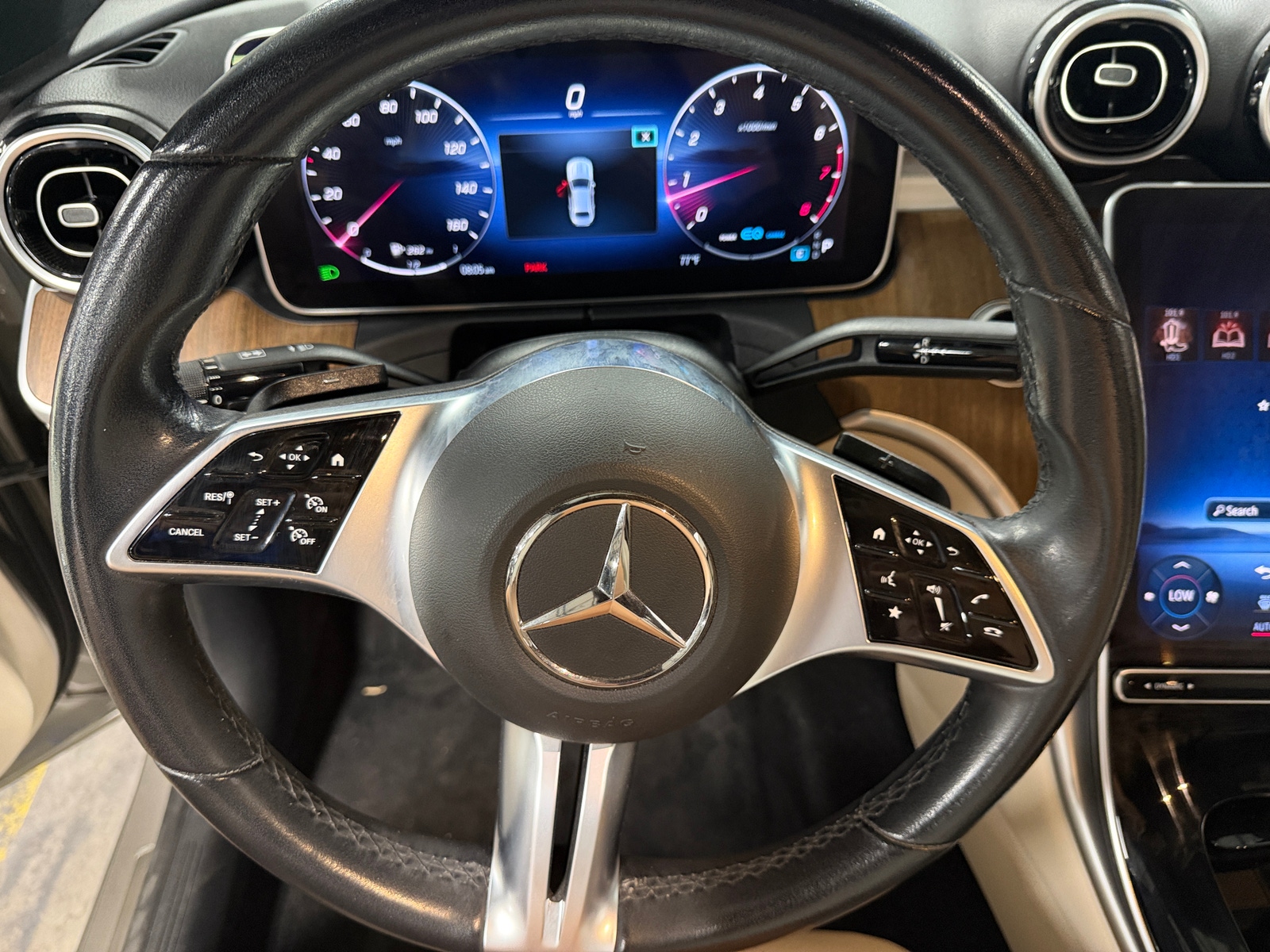 Thumbnail: 2022 Mercedes-Benz C-Class - 4