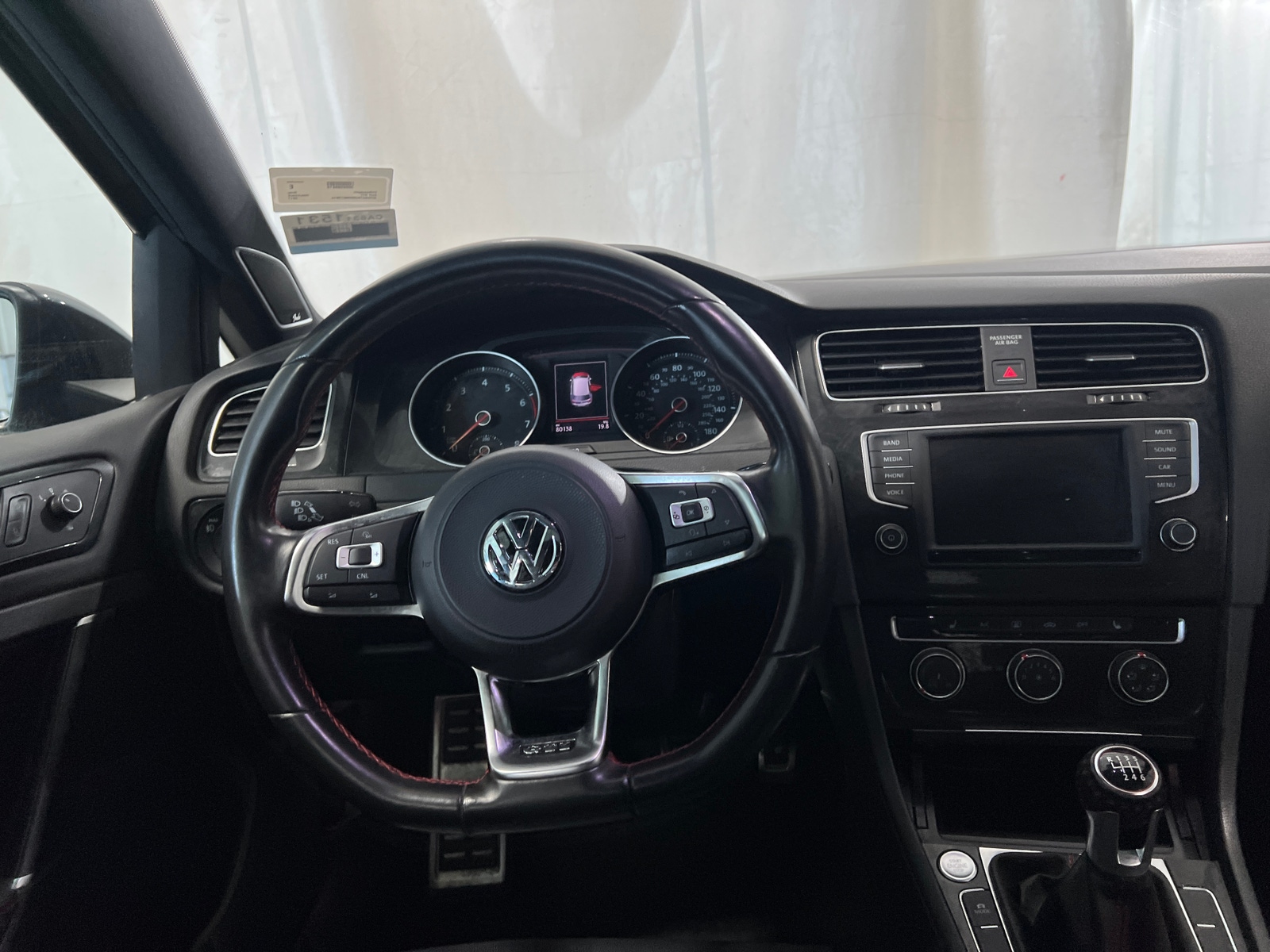 Thumbnail: 2017 Volkswagen Golf - 5