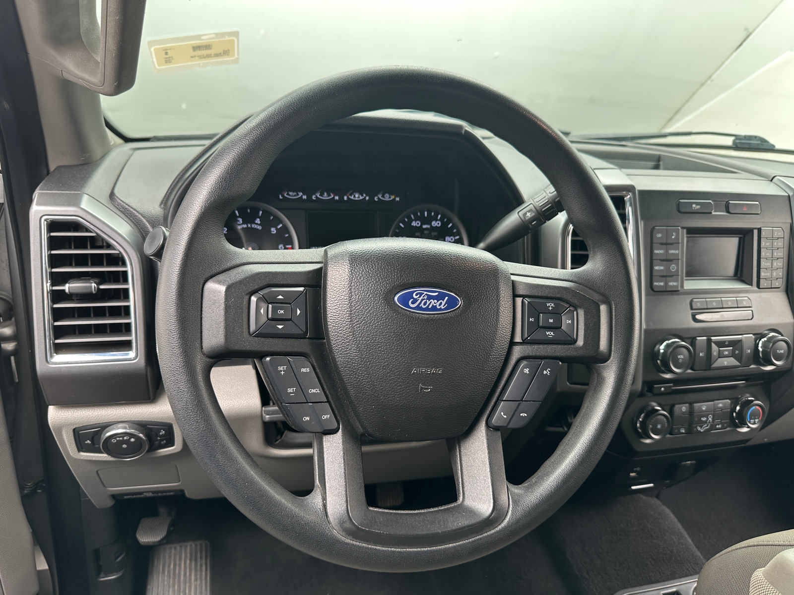 Thumbnail: 2018 Ford Econoline - 5