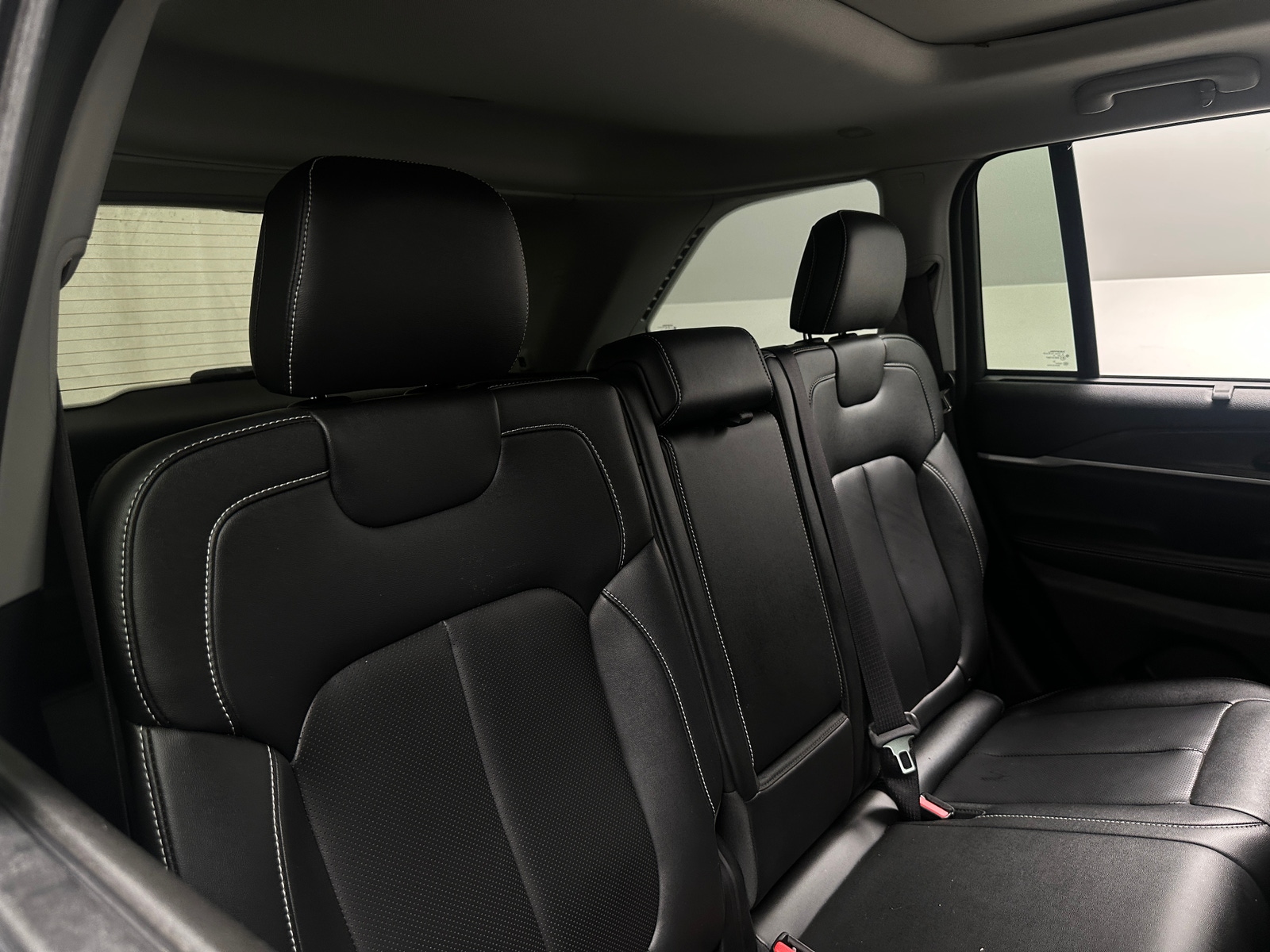 Thumbnail: 2023 Jeep Grand Cherokee - 5