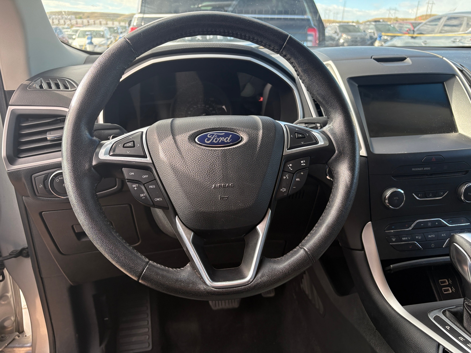 Thumbnail: 2016 Ford Edge - 4