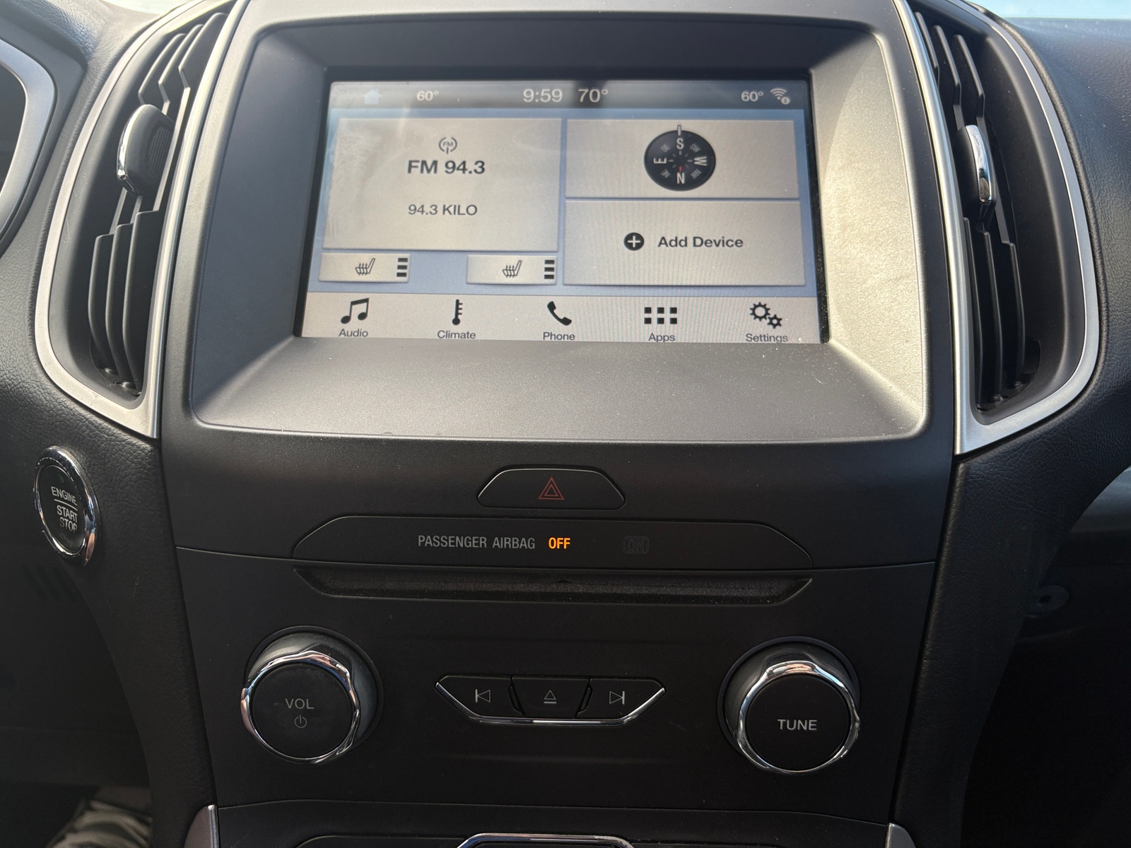 Thumbnail: 2016 Ford Edge - 3