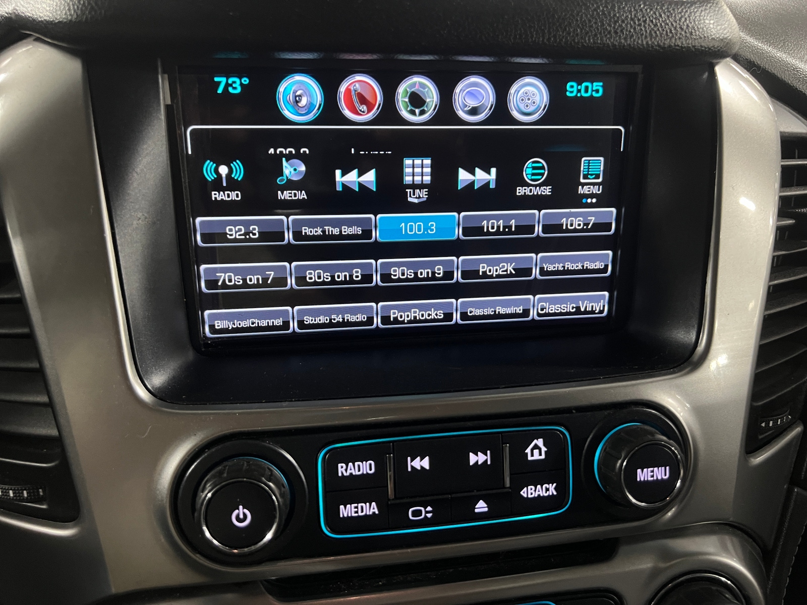 Thumbnail: 2017 Chevrolet Tahoe - 3