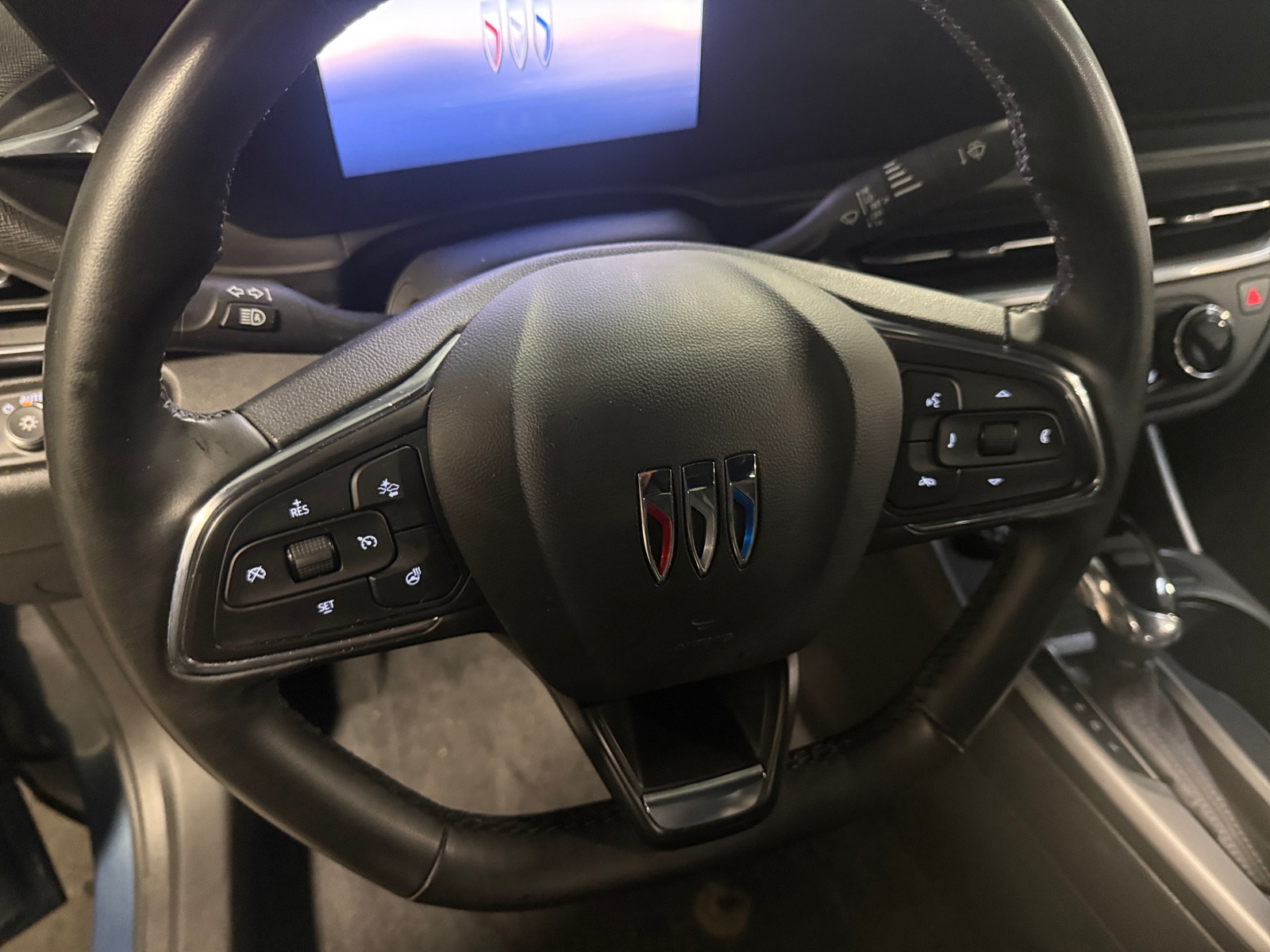 Thumbnail: 2024 Buick Envista - 4