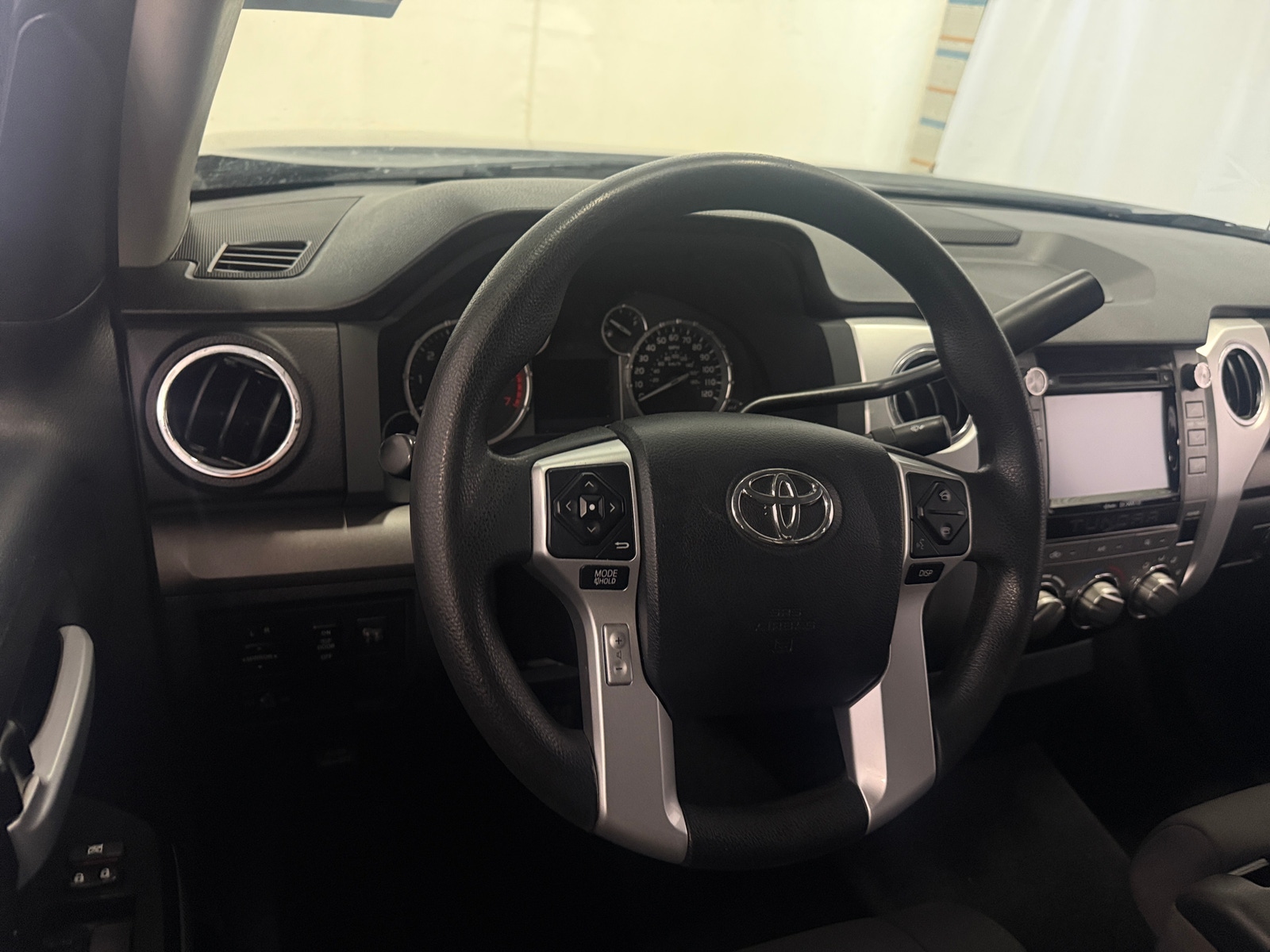 Thumbnail: 2017 Toyota Tundra - 5