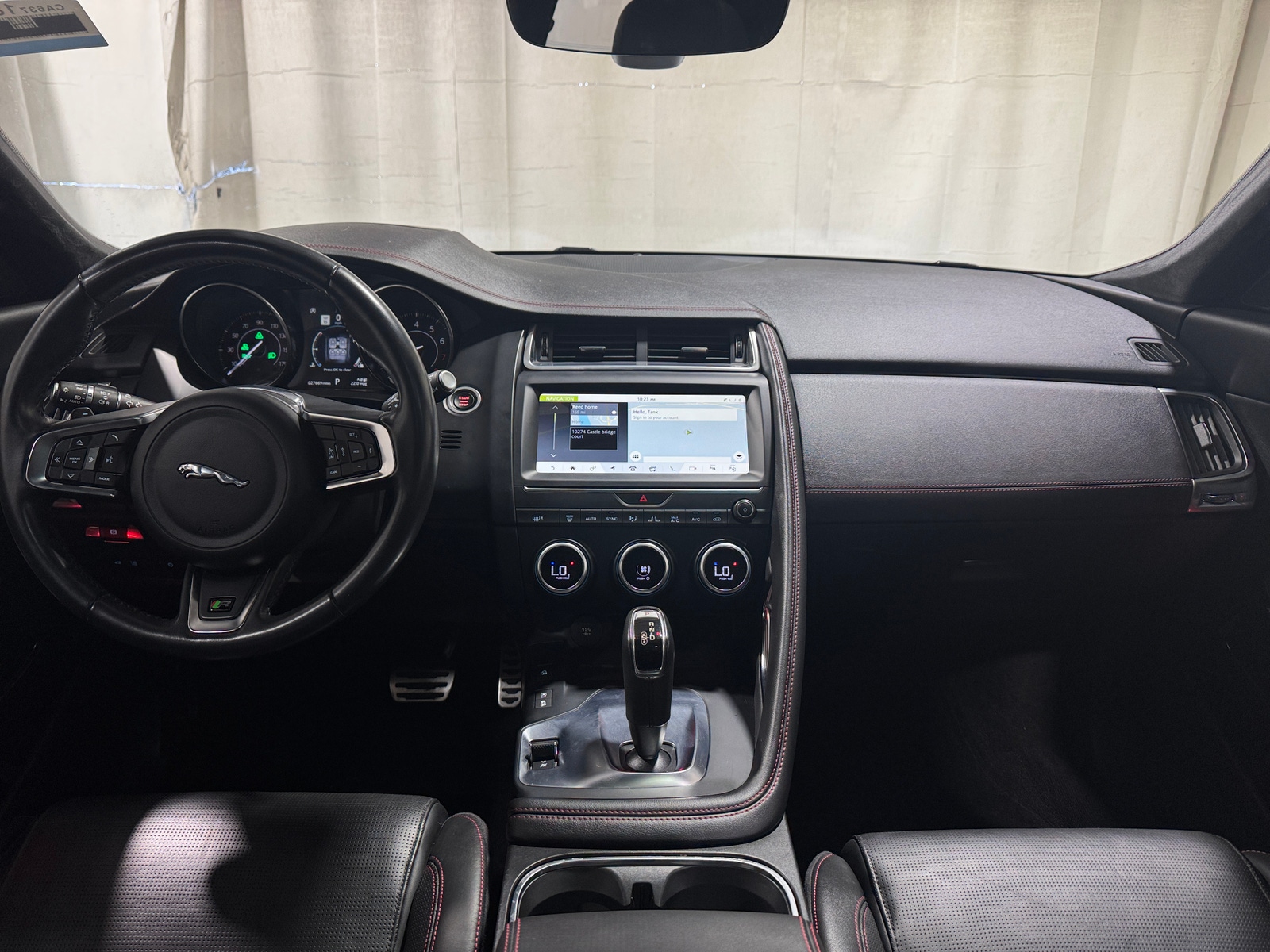 Thumbnail: 2018 Jaguar E-Pace - 2
