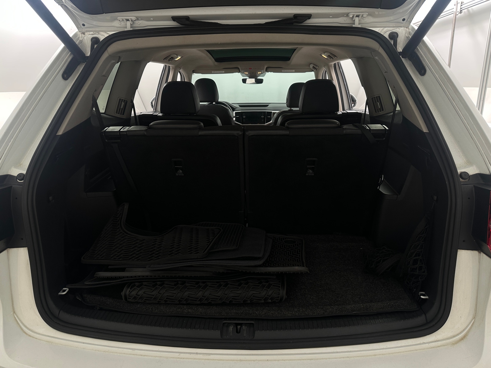 Thumbnail: 2018 Volkswagen Atlas - 6