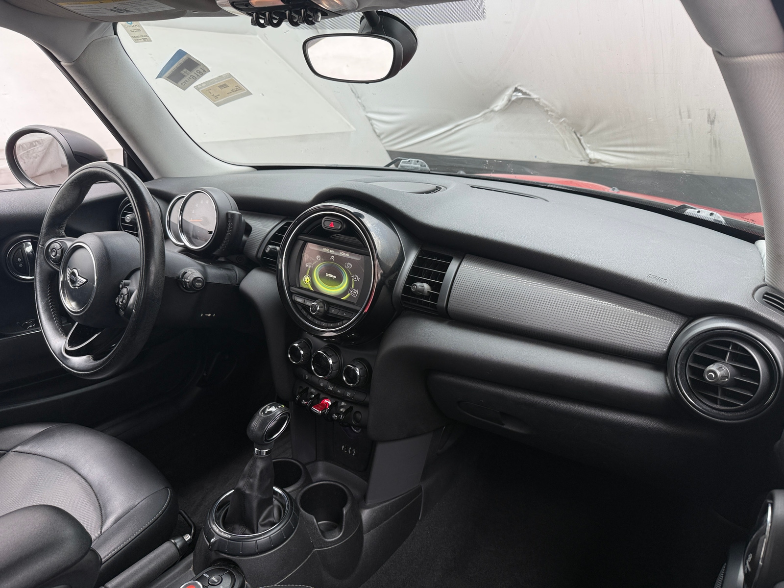 Thumbnail: 2015 MINI Cooper Hardtop - 3