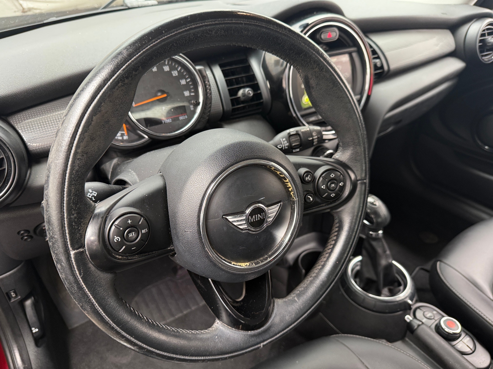 Thumbnail: 2015 MINI Cooper Hardtop - 5