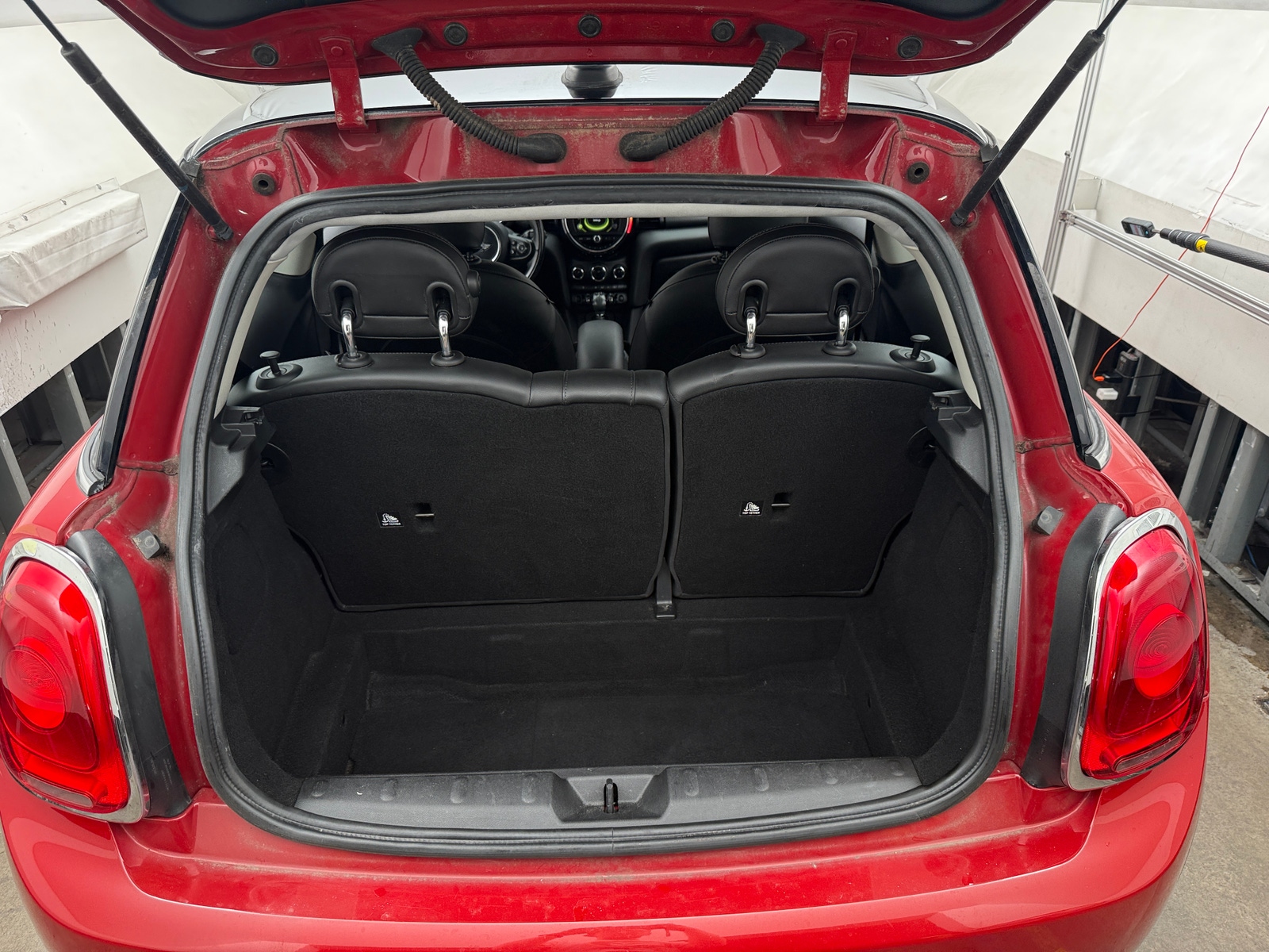 Thumbnail: 2015 MINI Cooper Hardtop - 7