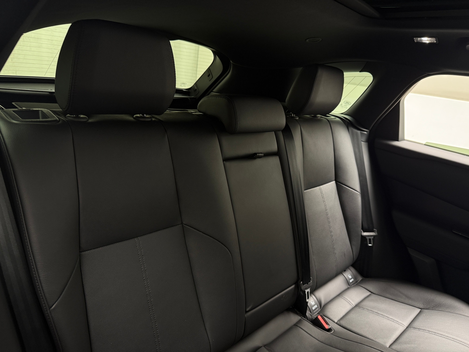 Thumbnail: 2026 Land Rover Range Rover Velar - 5