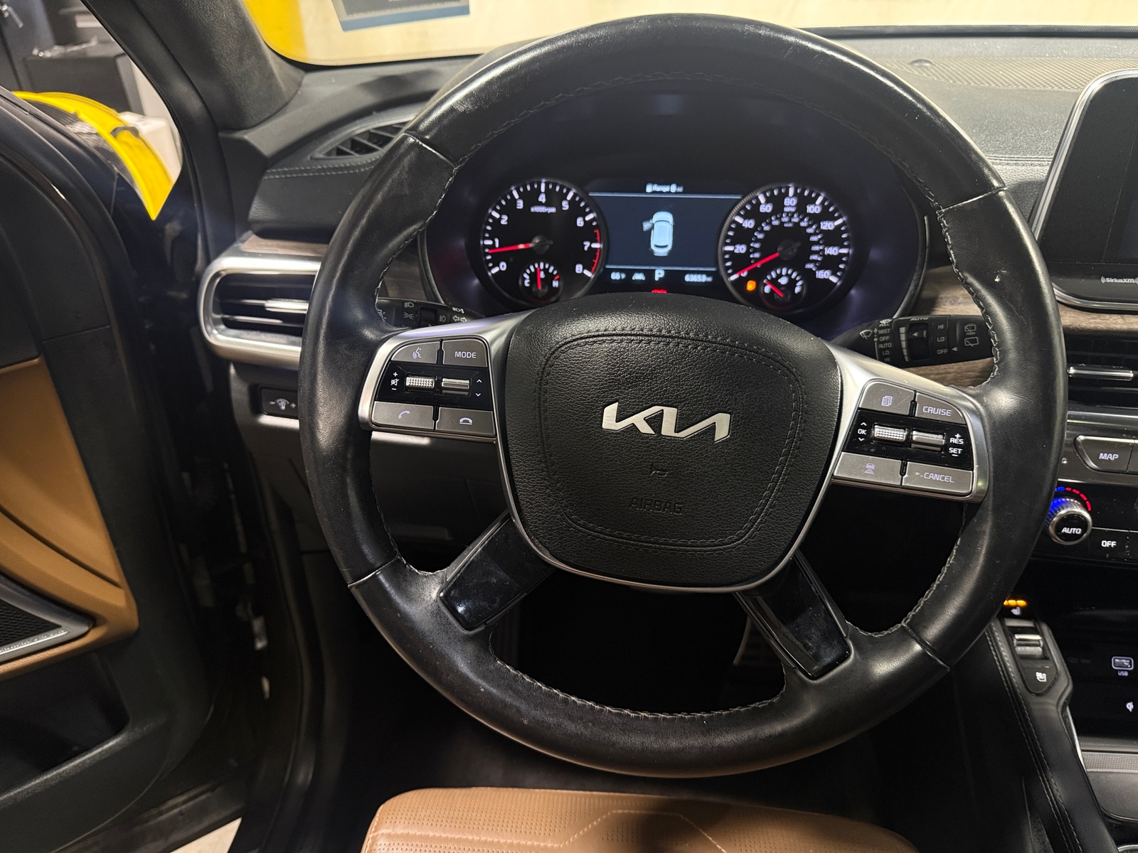 Thumbnail: 2022 Kia Telluride - 4