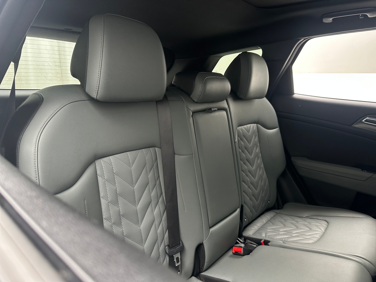 Thumbnail: 2023 Kia Sportage - 5