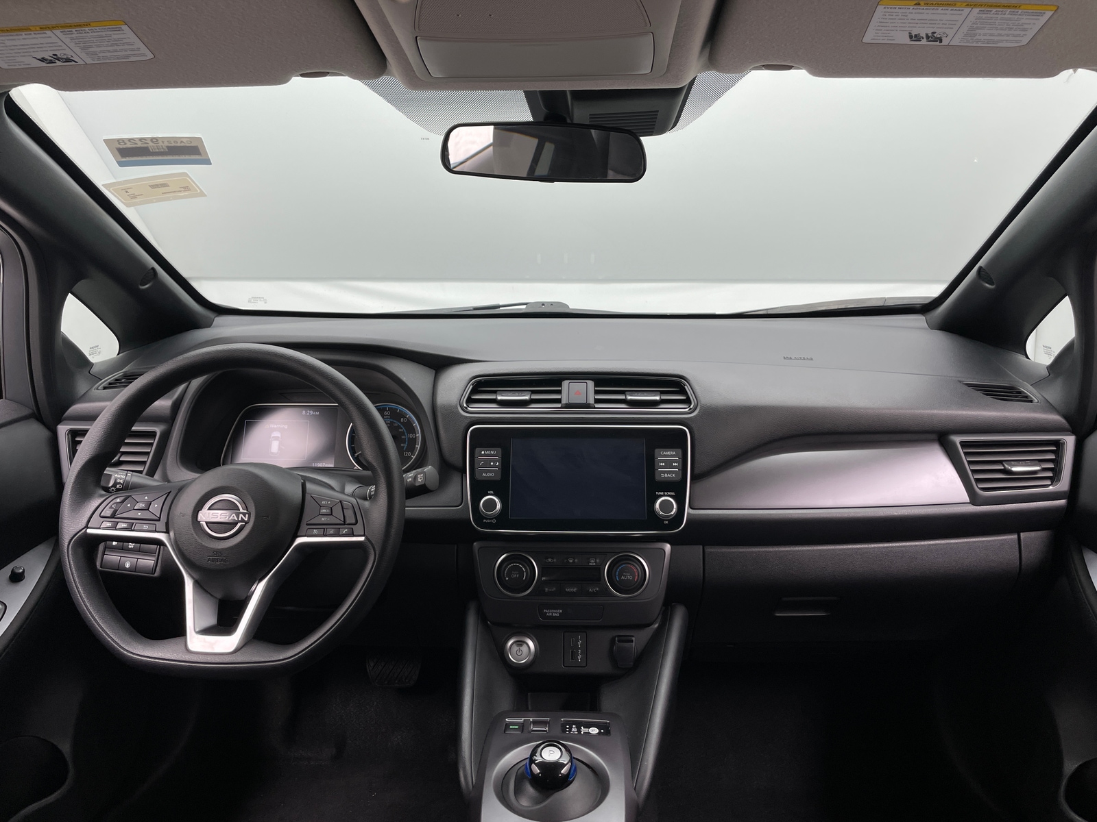 Thumbnail: 2025 Nissan Leaf - 3
