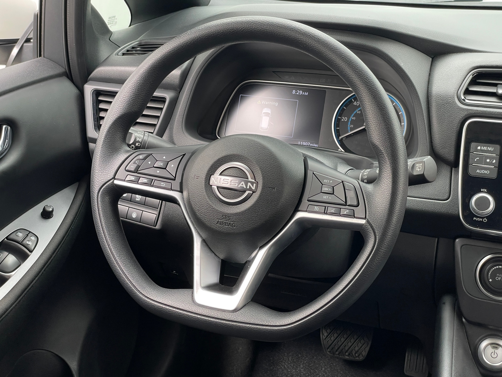 Thumbnail: 2025 Nissan Leaf - 5
