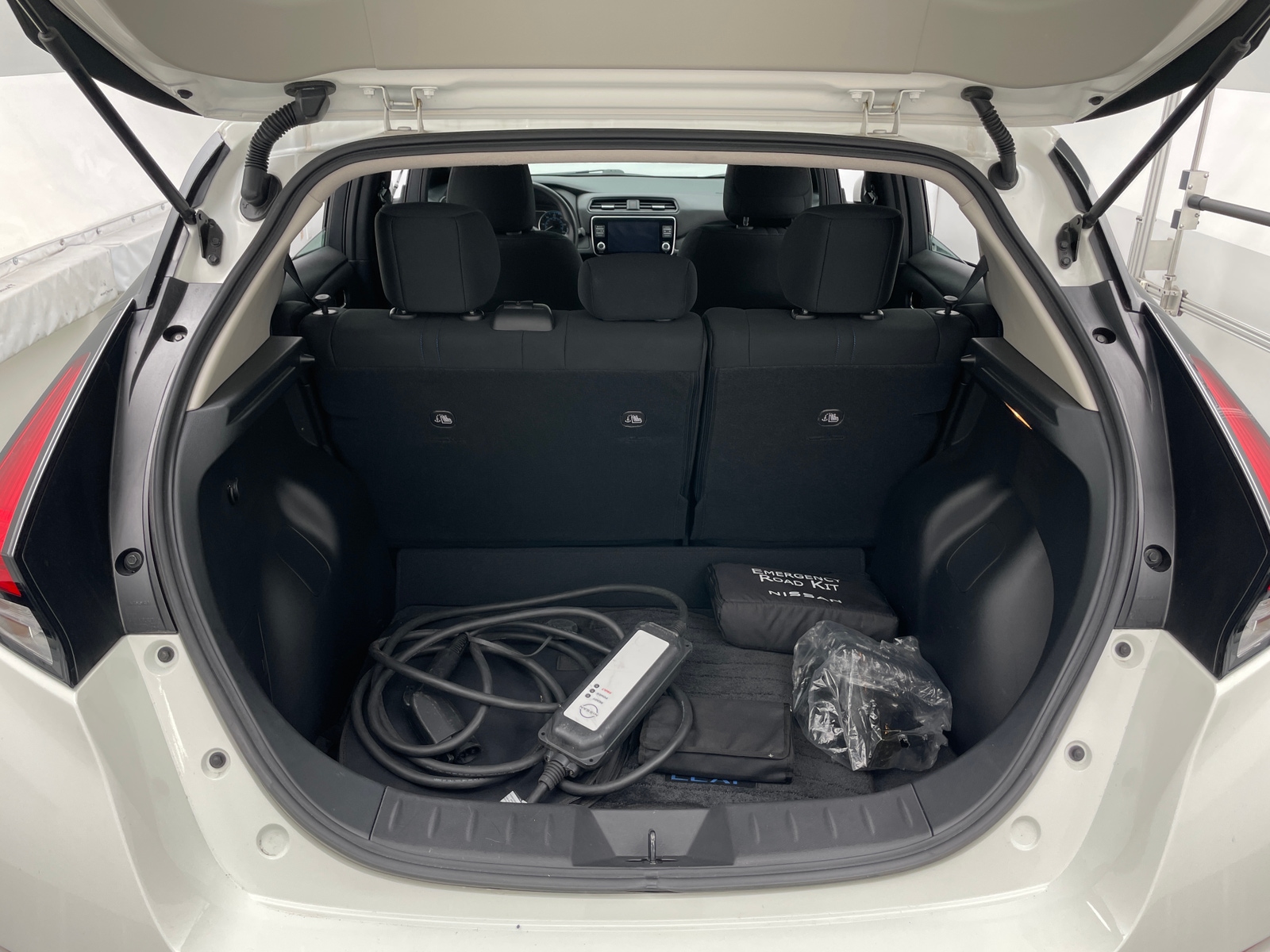Thumbnail: 2025 Nissan Leaf - 7