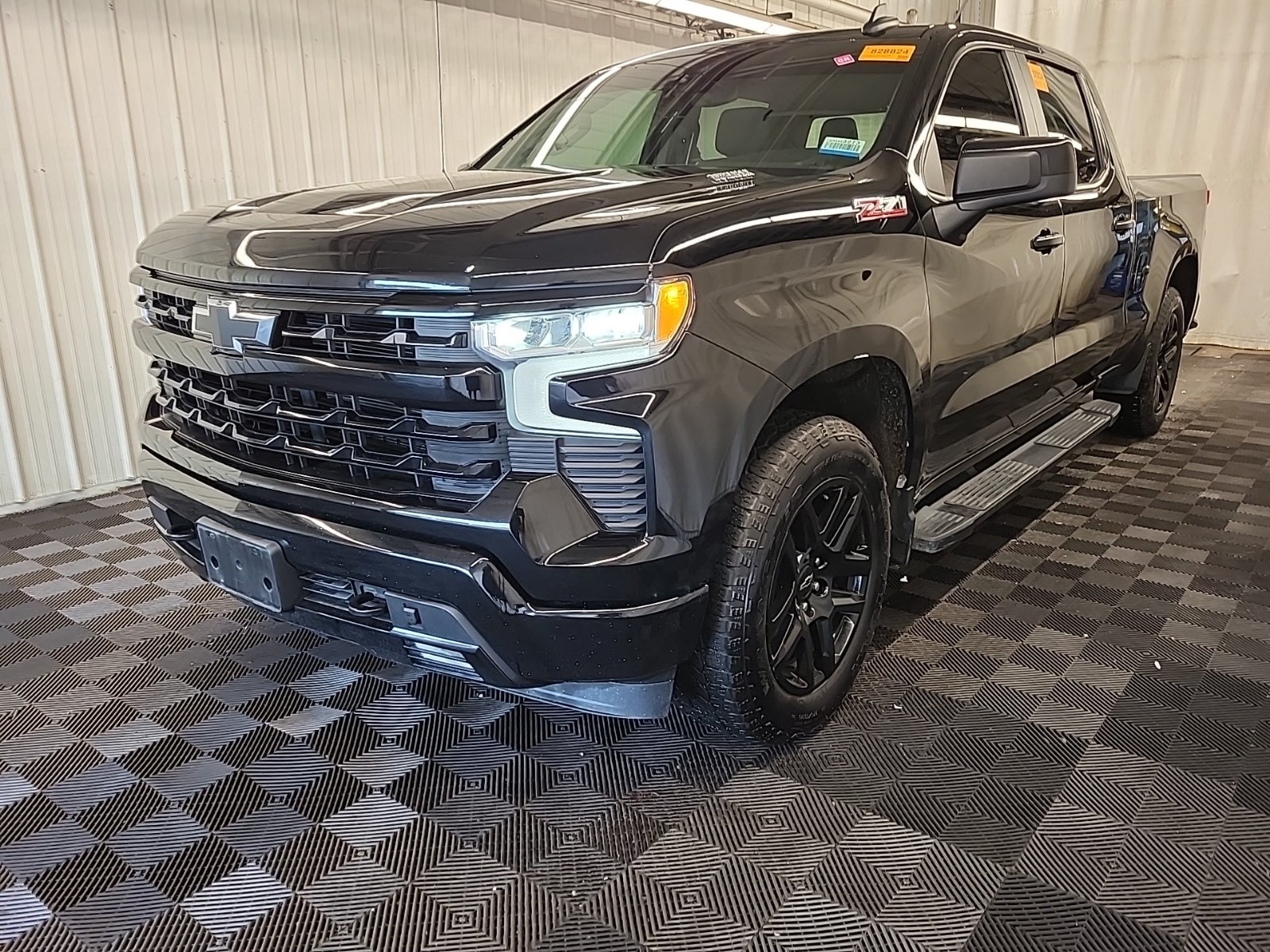 2024 Chevrolet Silverado 1500 4WD Crew Cab 157" RST