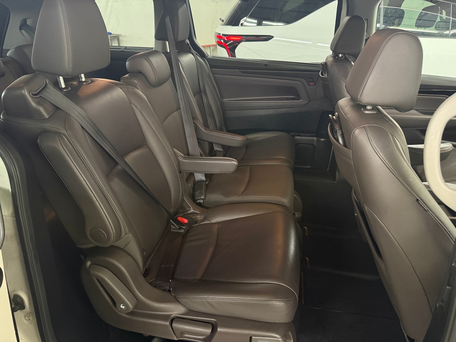 Thumbnail: 2018 Honda Odyssey - 5