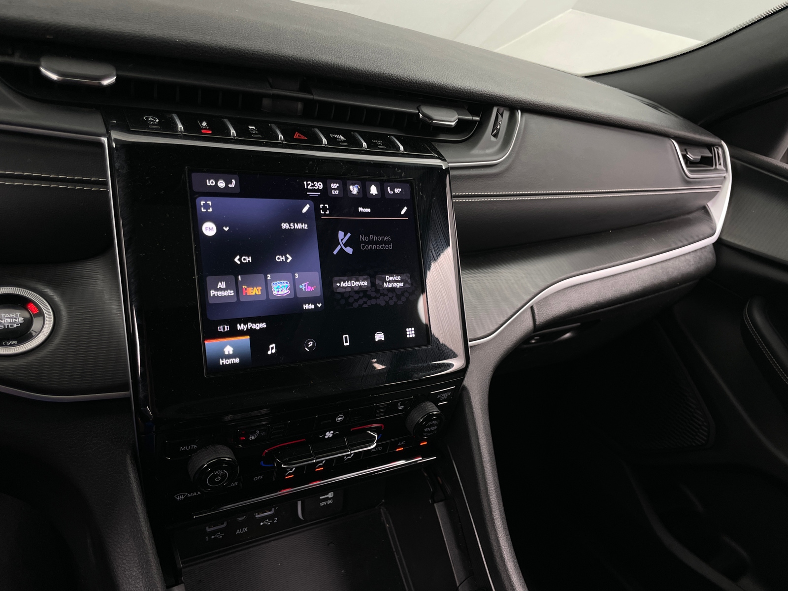 Thumbnail: 2024 Jeep Grand Cherokee L - 4