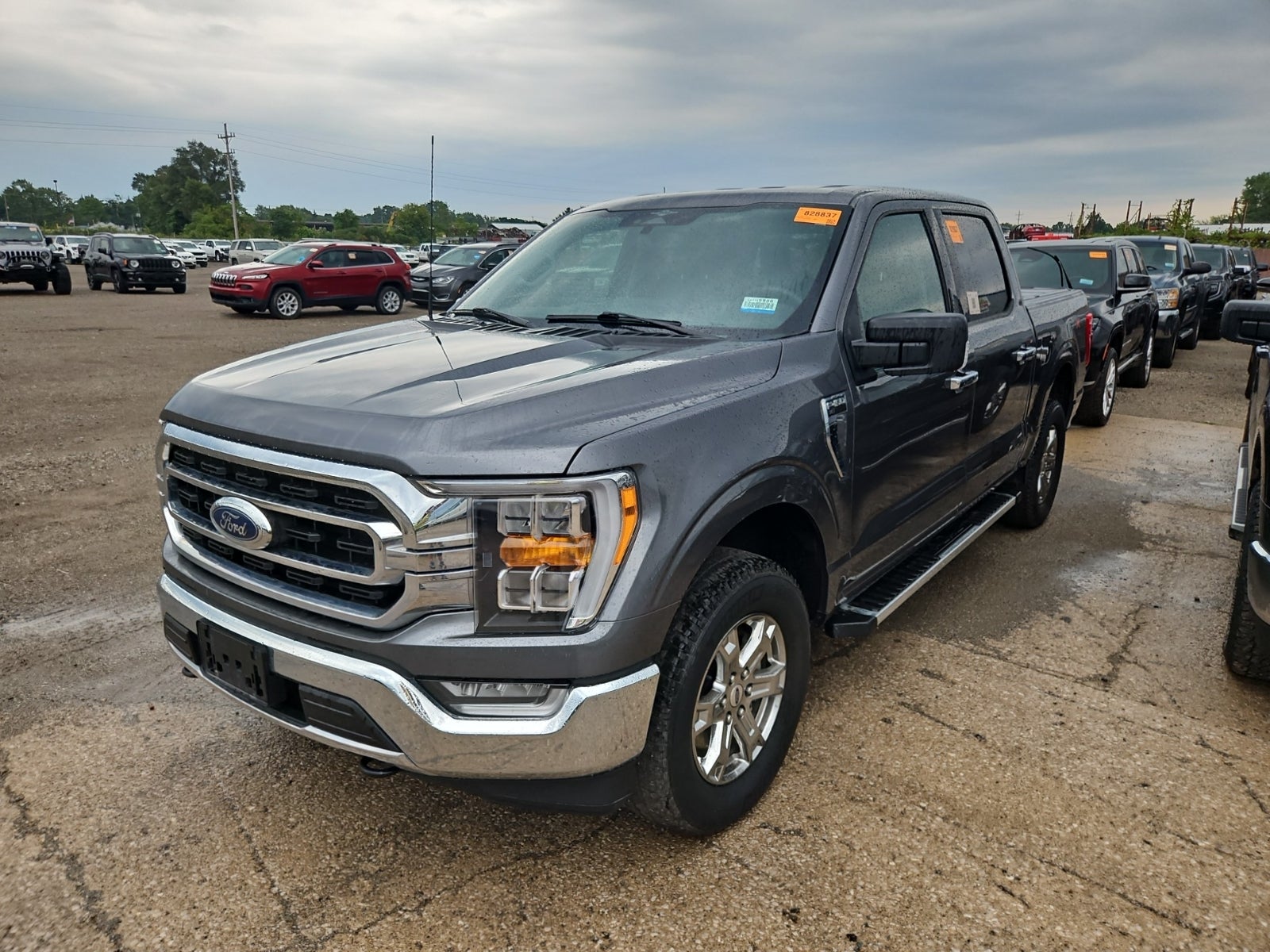 2023 Ford F-150 XLT 4WD Supercrew 5.5' Box