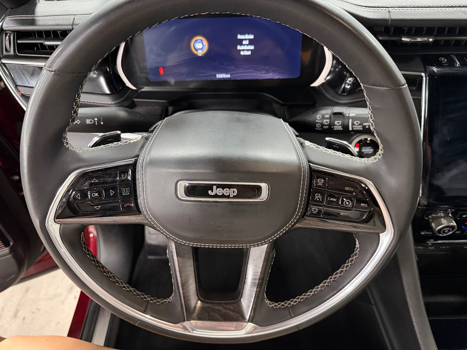 Thumbnail: 2023 Jeep Grand Cherokee L - 4