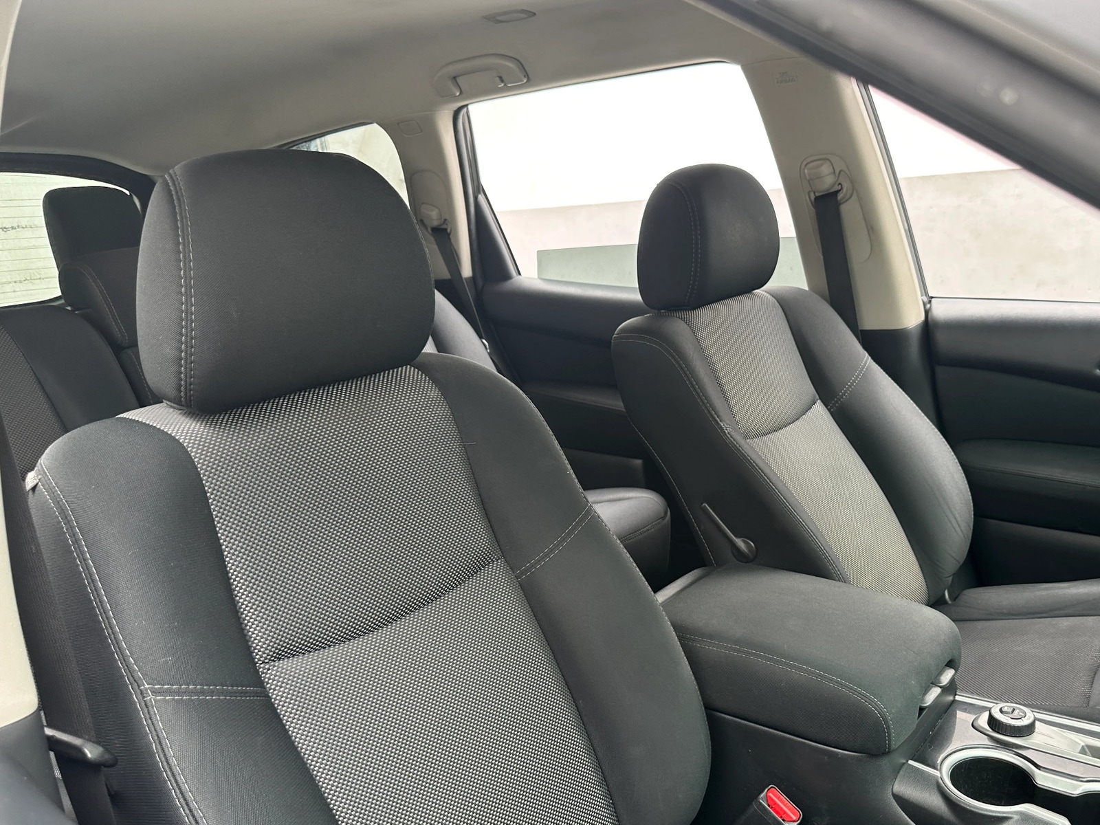 Thumbnail: 2017 Nissan Pathfinder - 2