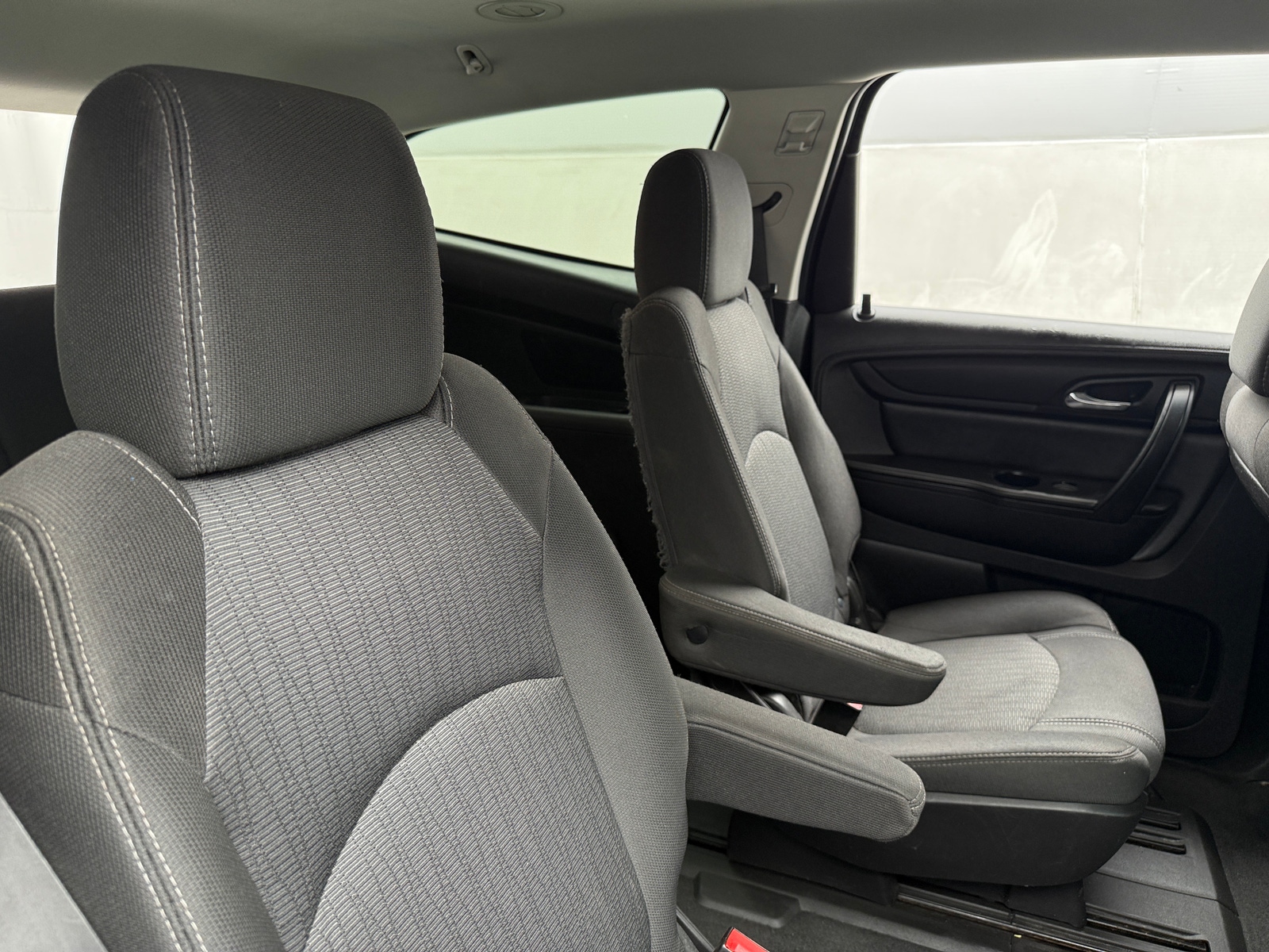 Thumbnail: 2016 Chevrolet Traverse - 6