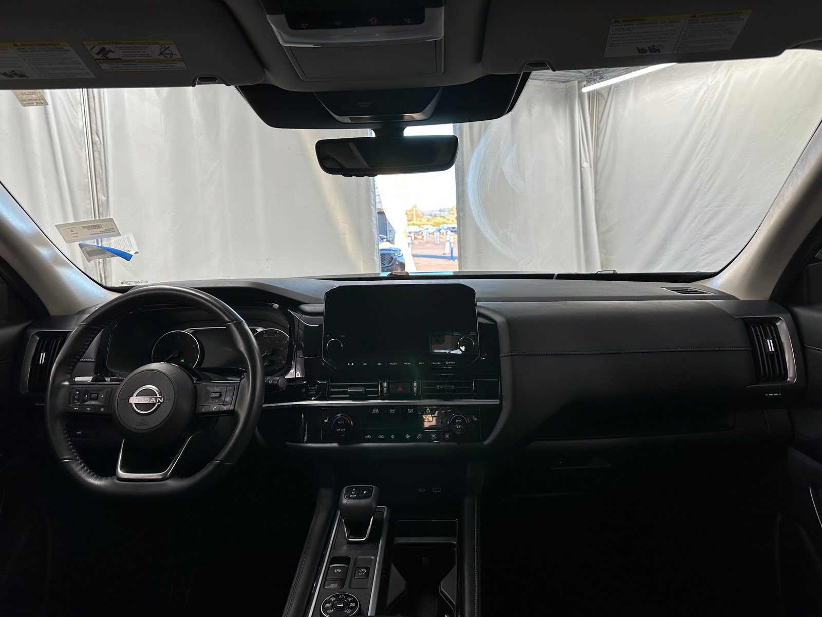 Thumbnail: 2025 Nissan Pathfinder - 2