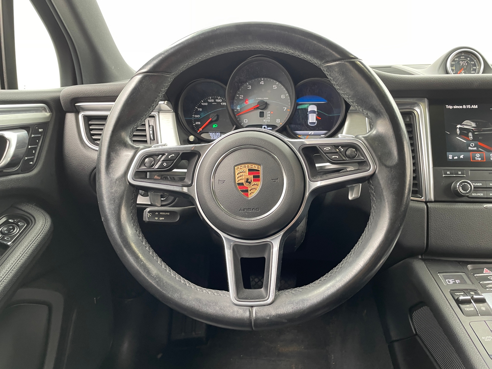 Thumbnail: 2017 Porsche Macan - 4