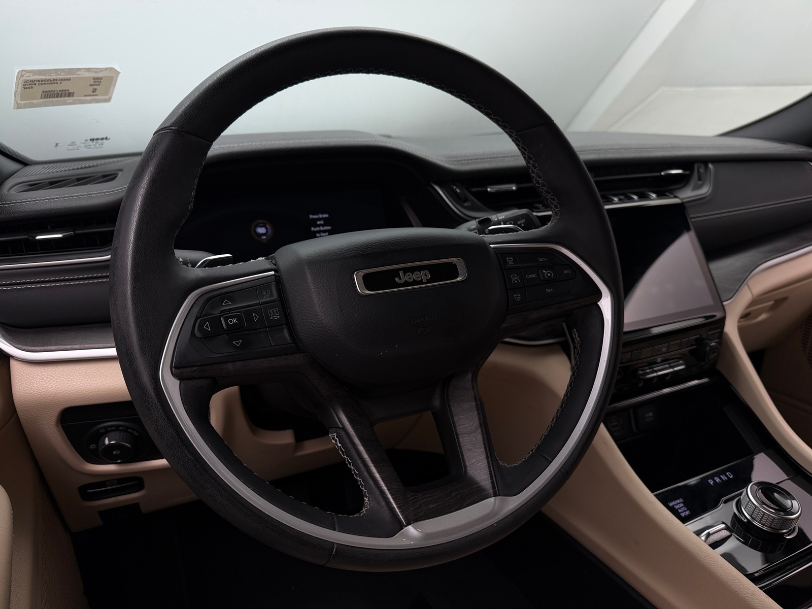 Thumbnail: 2023 Jeep Grand Cherokee L - 4