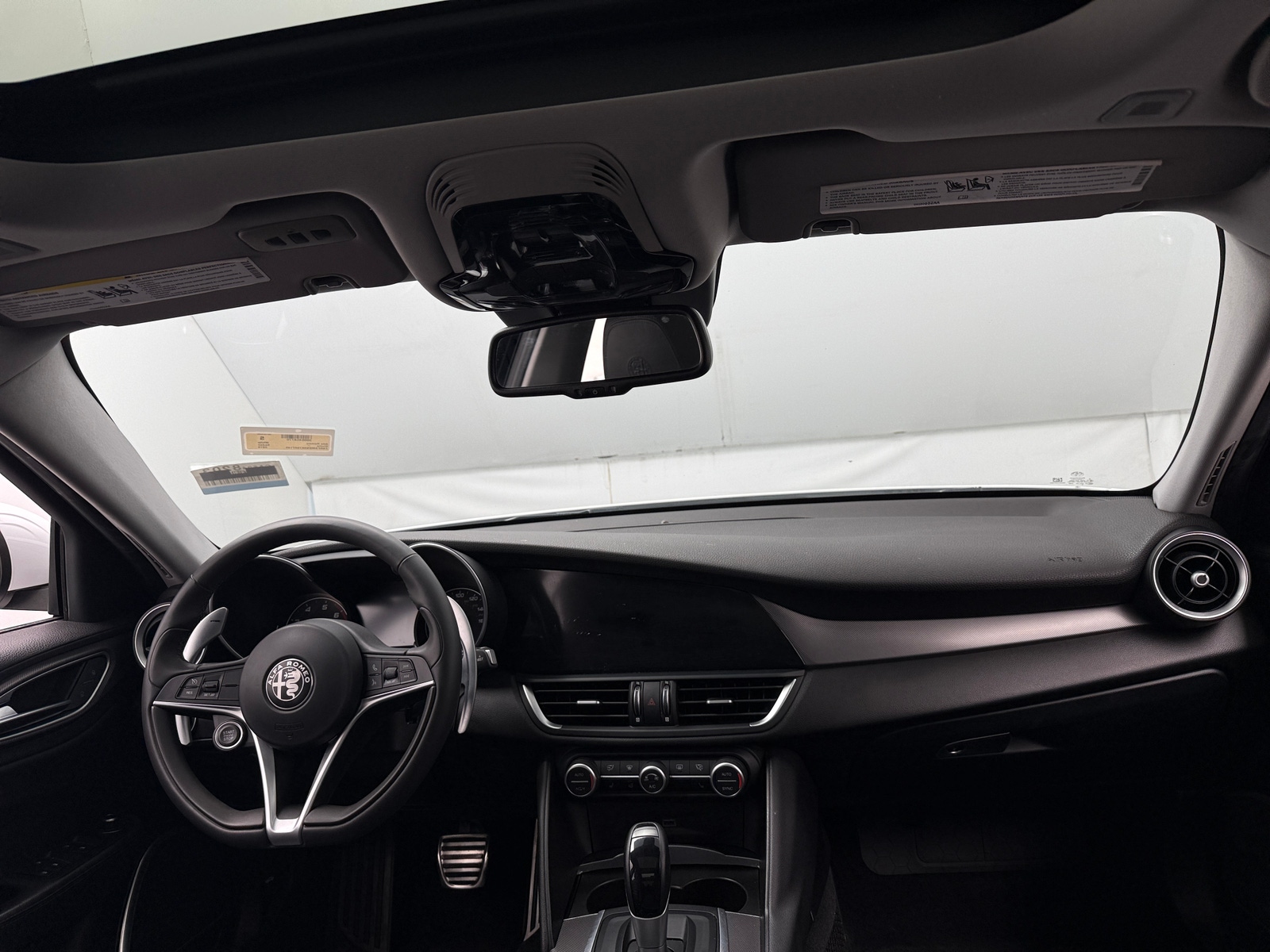 Thumbnail: 2019 Alfa Romeo Giulia - 2