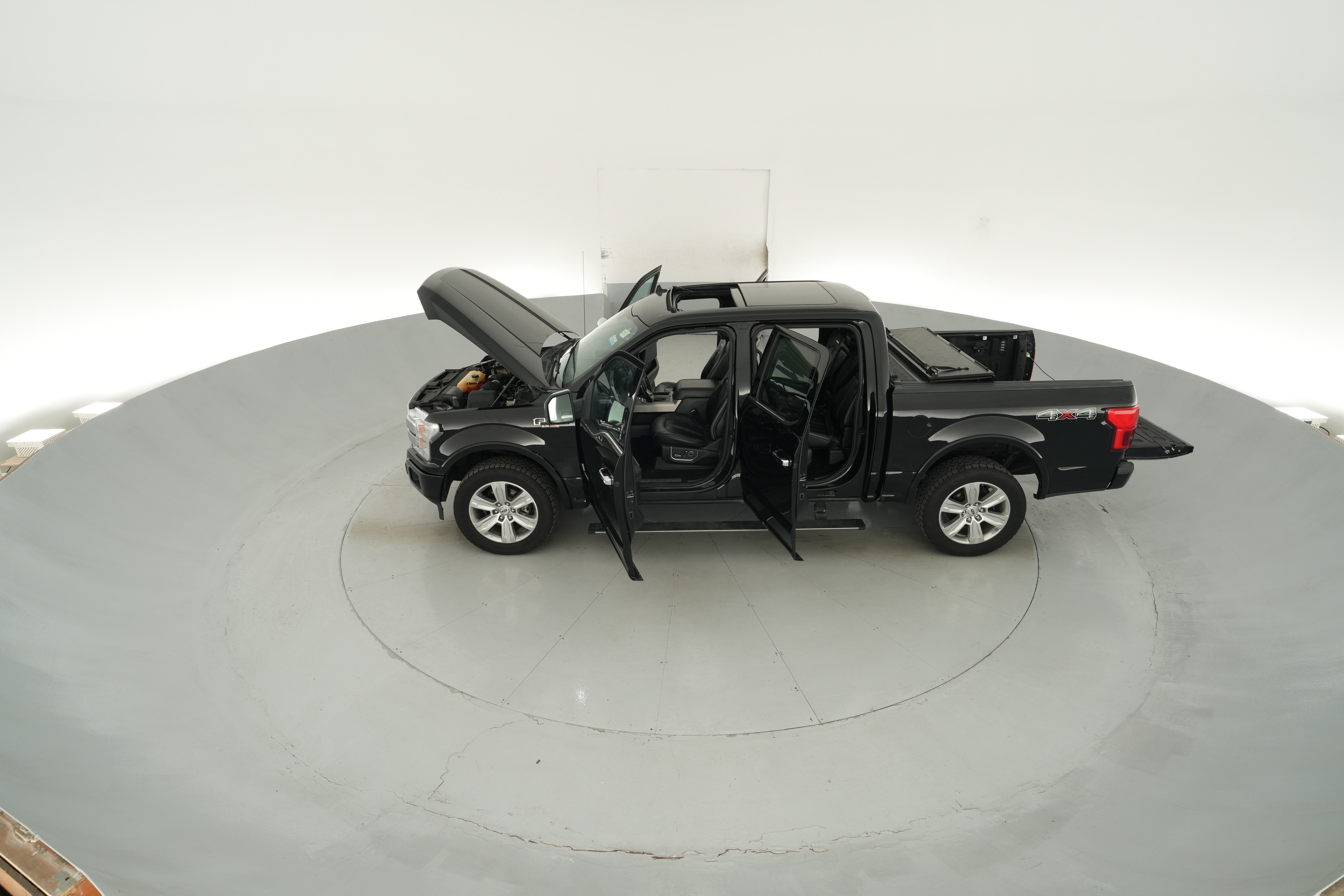 2018 Ford F-150 Platinum - Photo 49