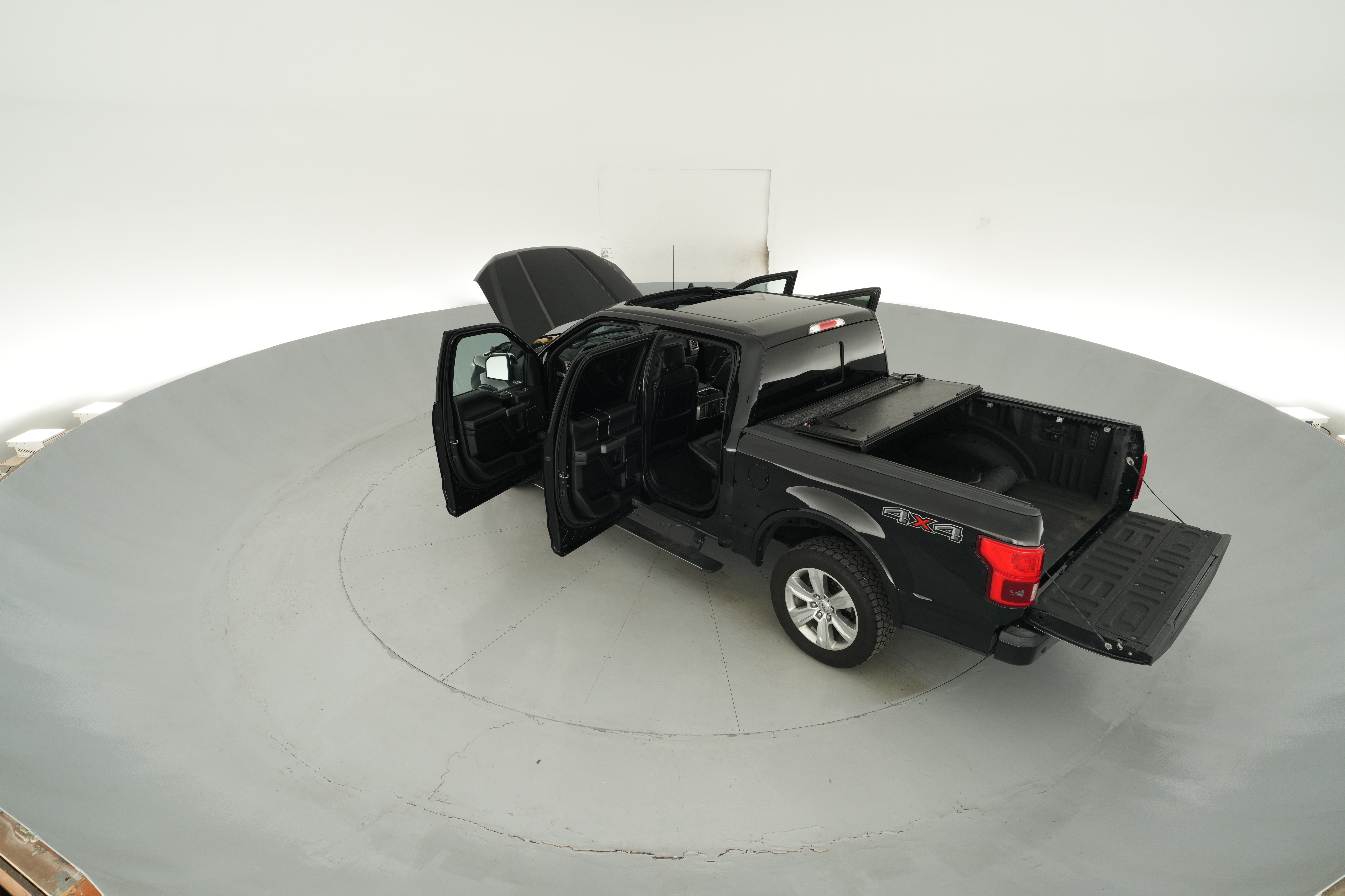 2018 Ford F-150 Platinum - Photo 51