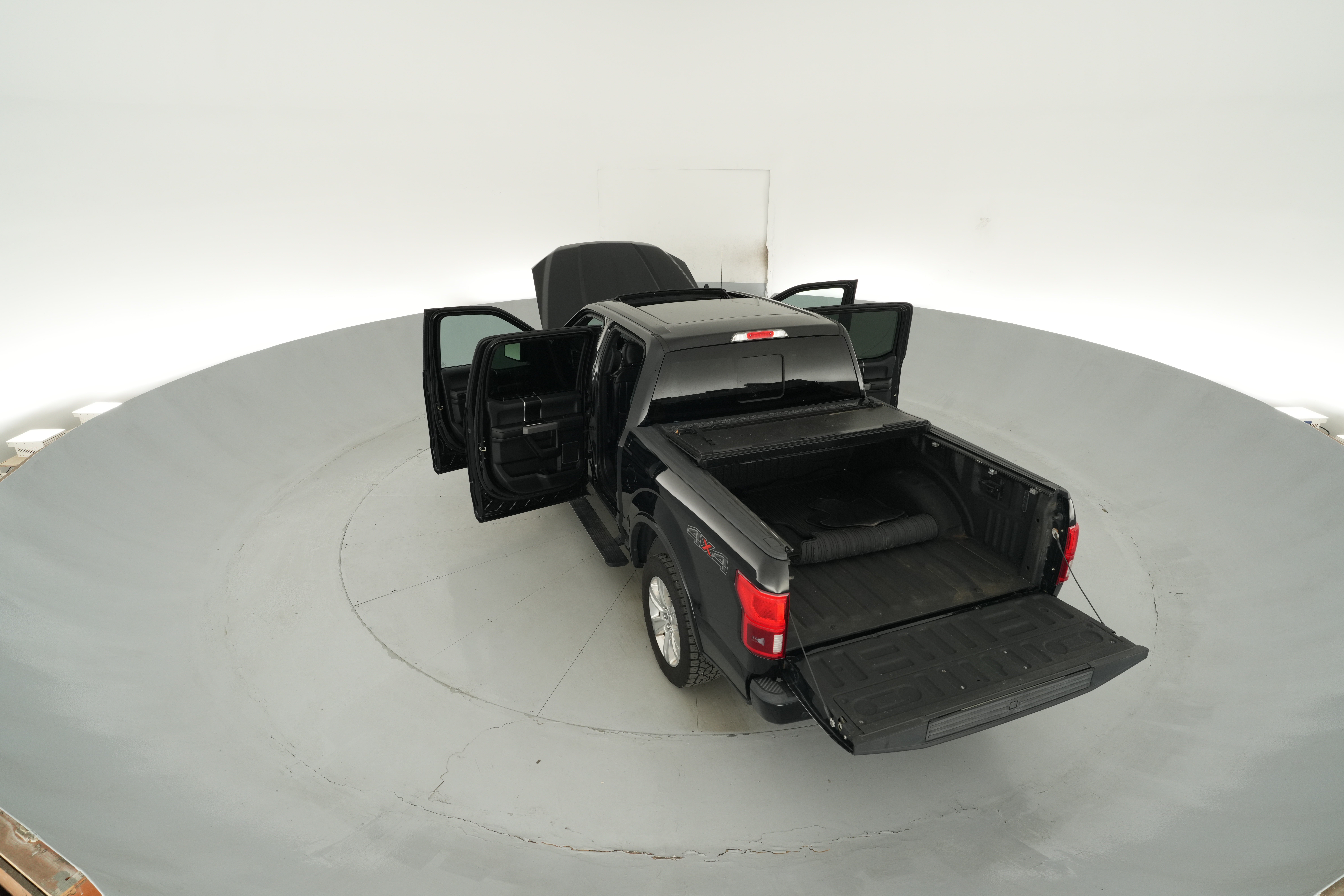 2018 Ford F-150 Platinum - Photo 52