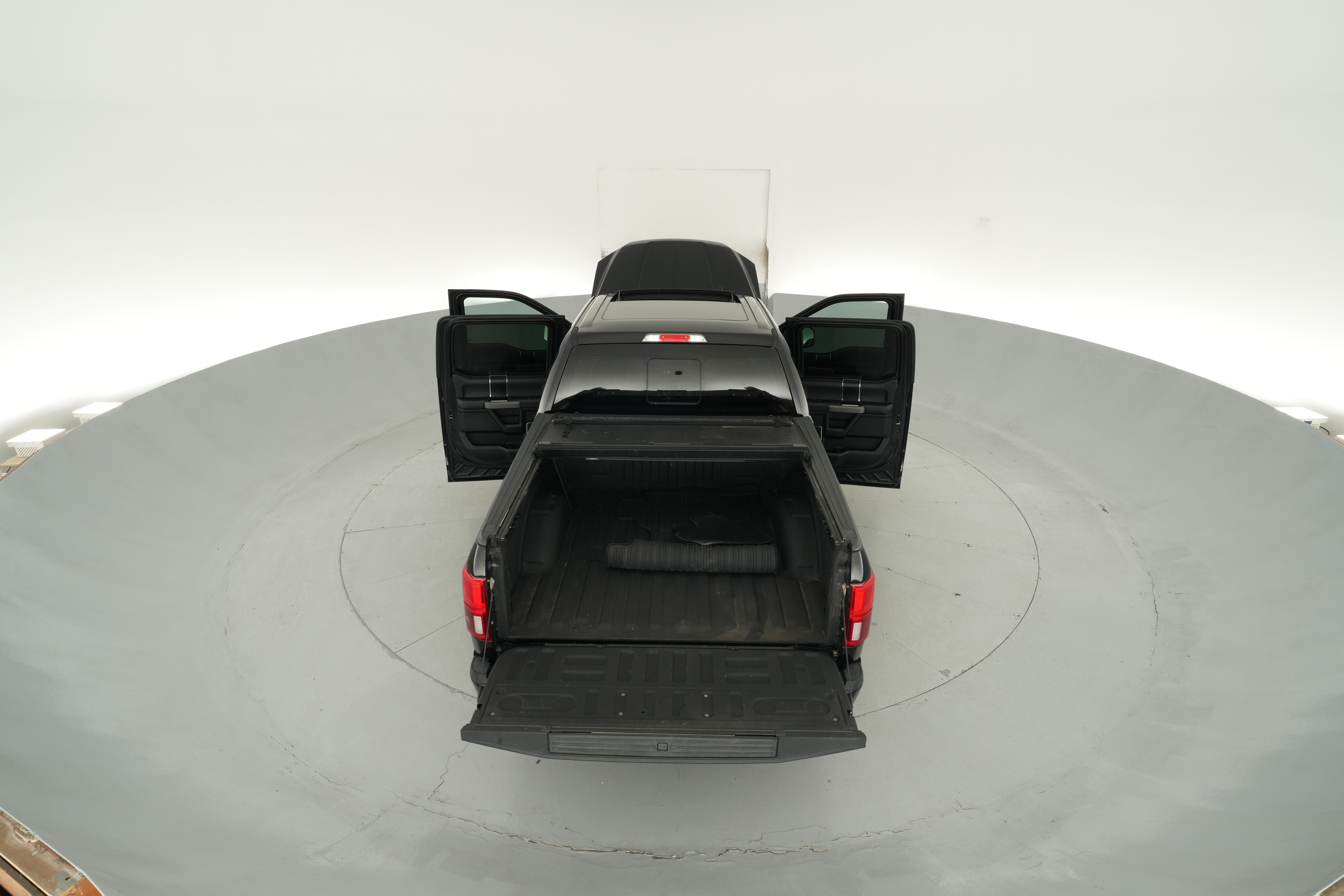 2018 Ford F-150 Platinum - Photo 53