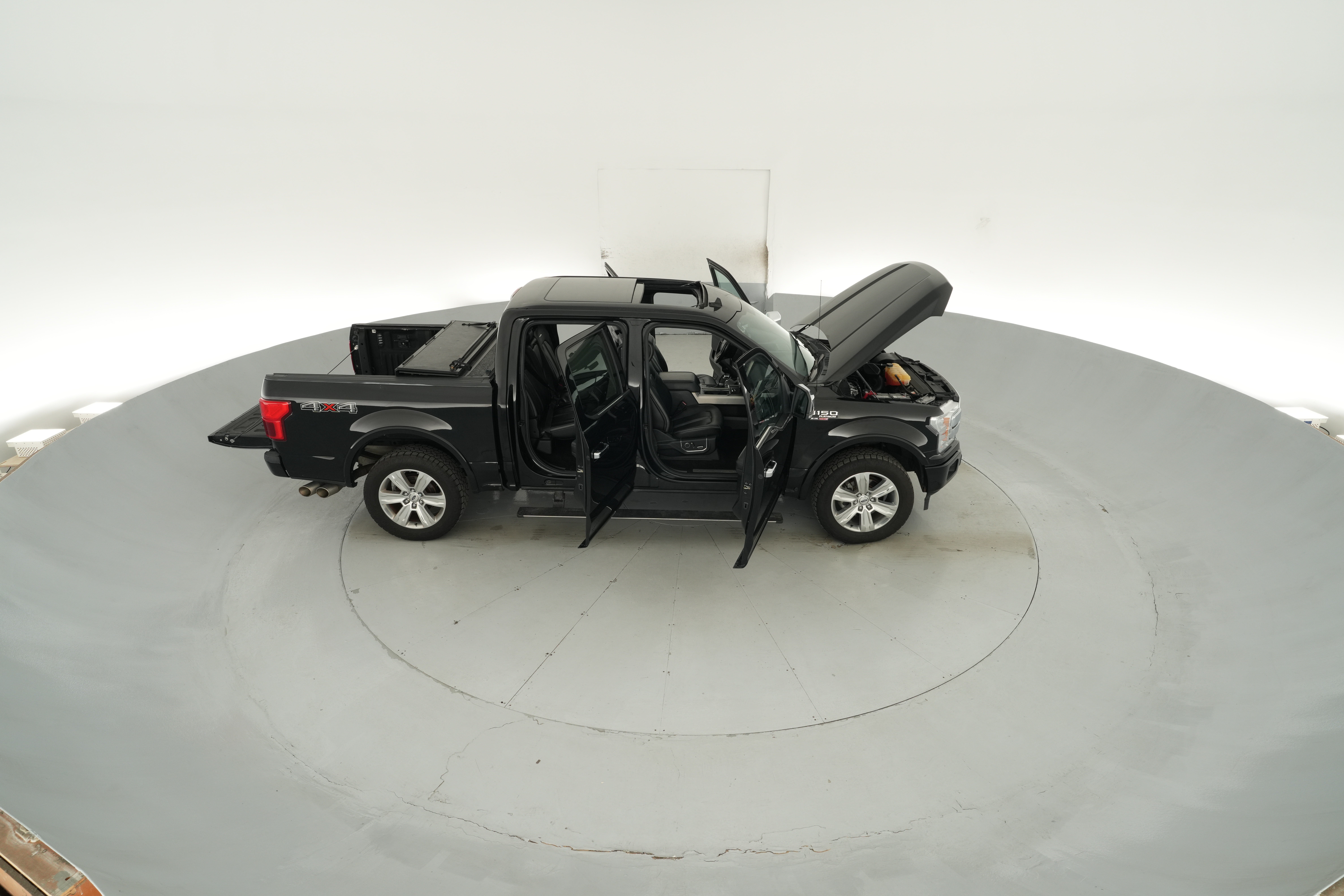2018 Ford F-150 Platinum - Photo 57