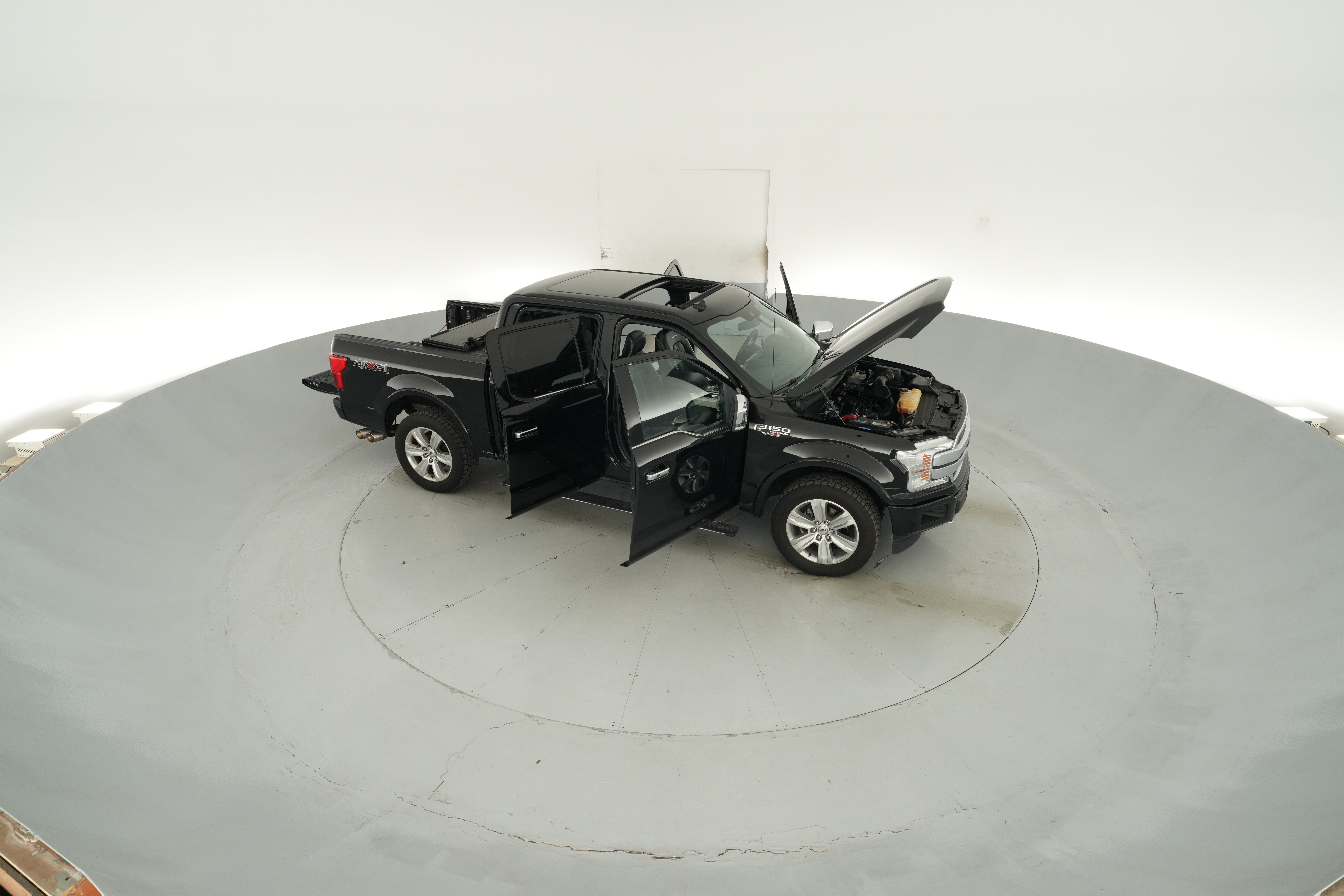 2018 Ford F-150 Platinum - Photo 58