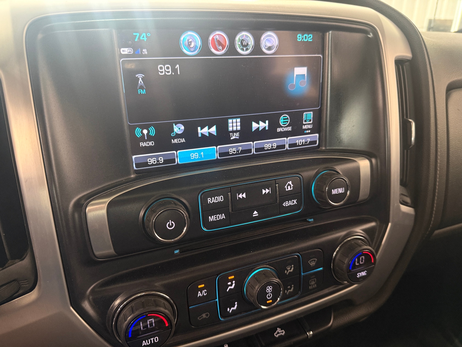 Thumbnail: 2018 GMC Sierra 2500 - 4