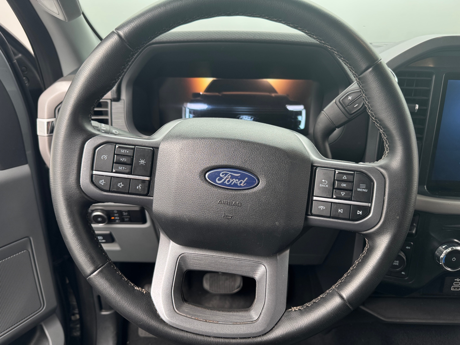 Thumbnail: 2025 Ford Econoline - 5