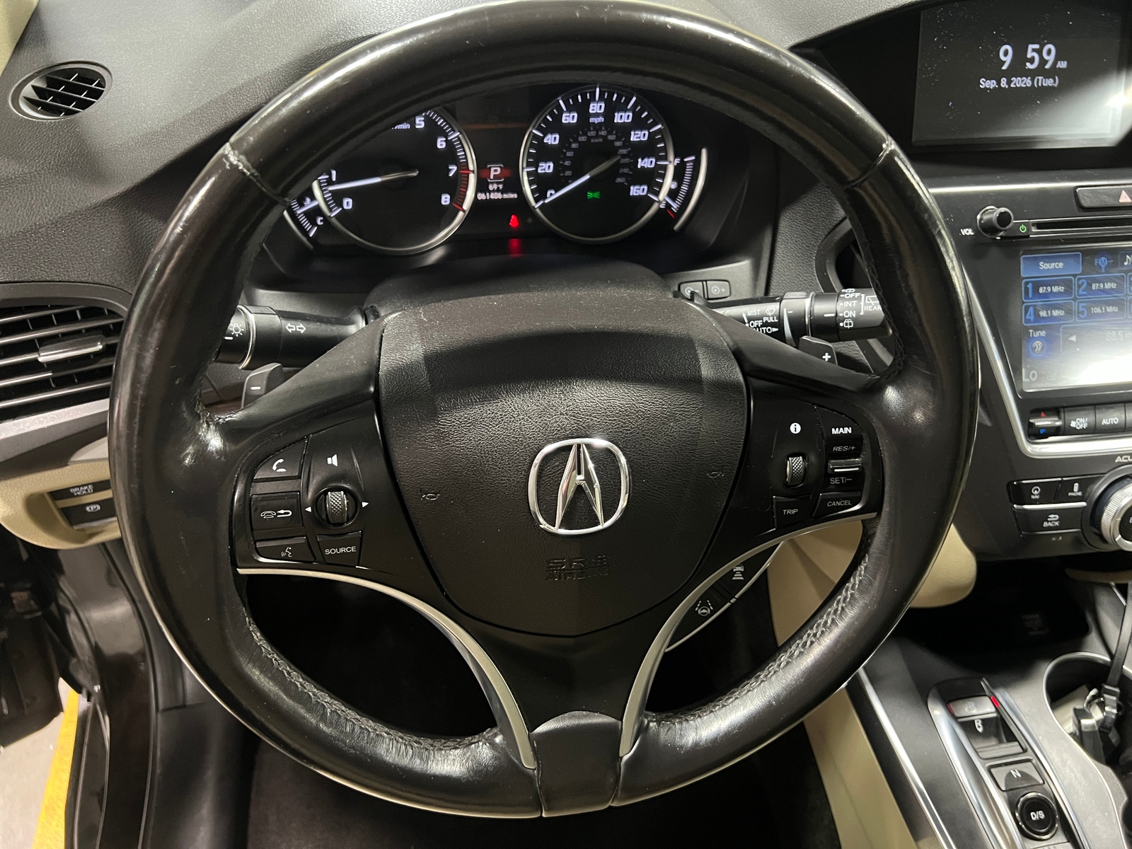 Thumbnail: 2017 Acura MDX - 4