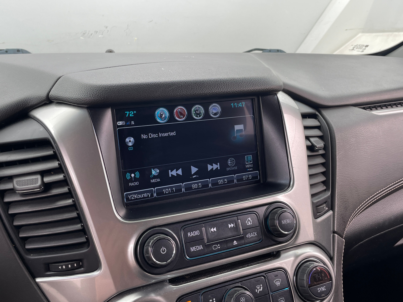 Thumbnail: 2020 Chevrolet Tahoe - 4